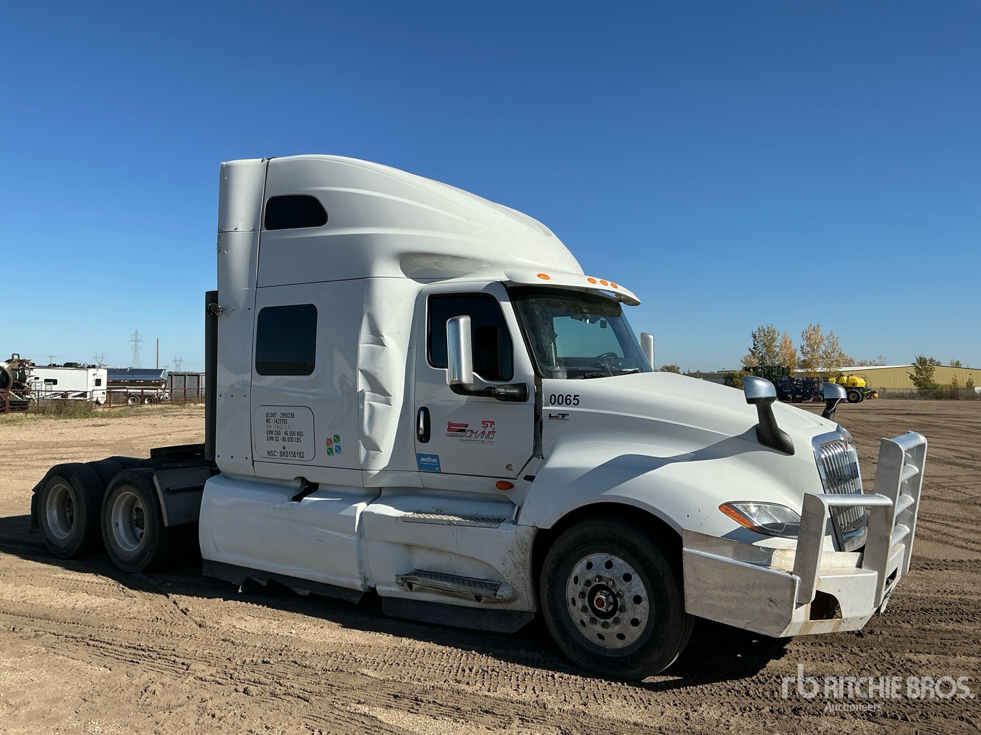 2023 International LT625