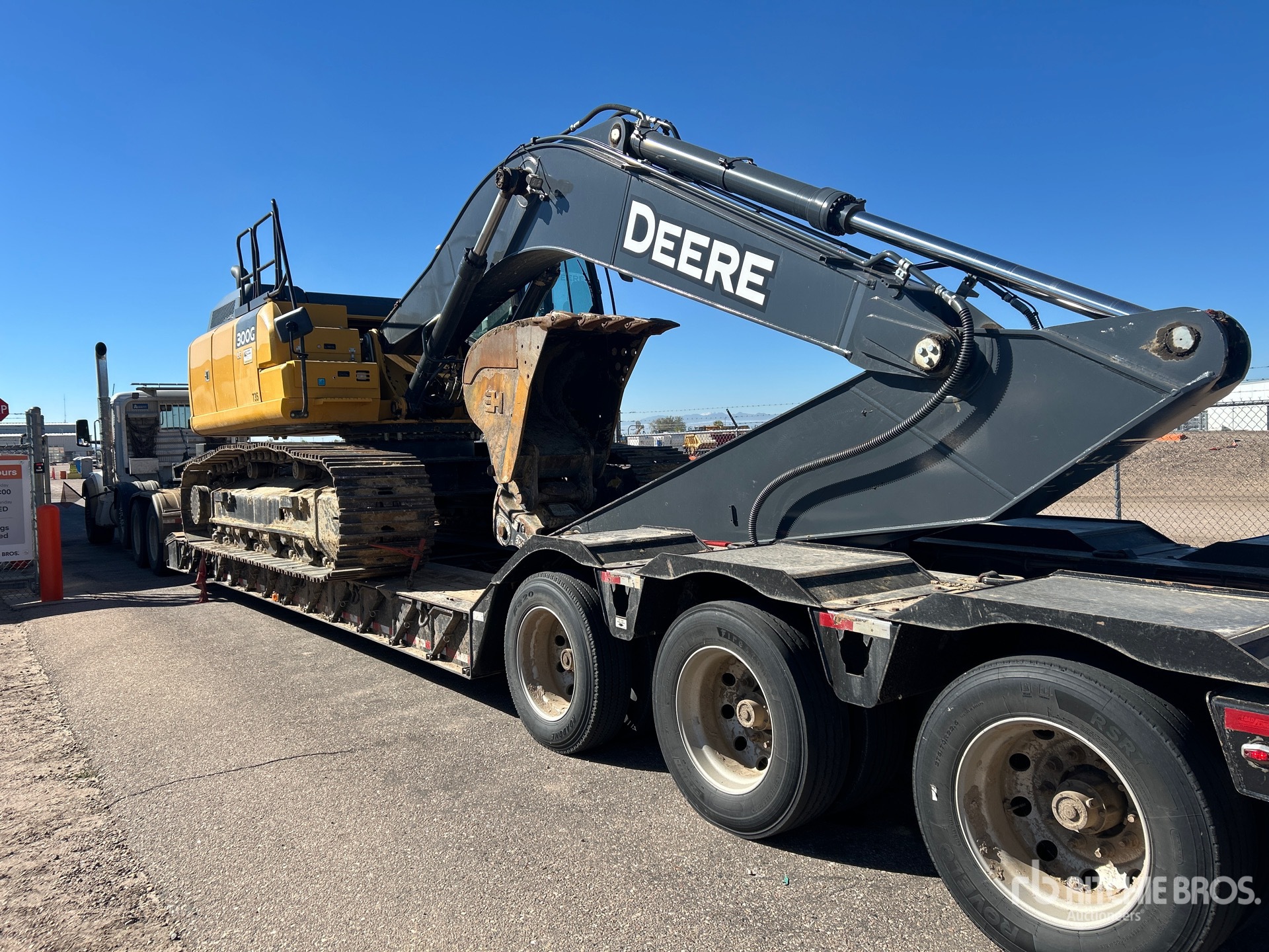2018 John Deere 300G LC