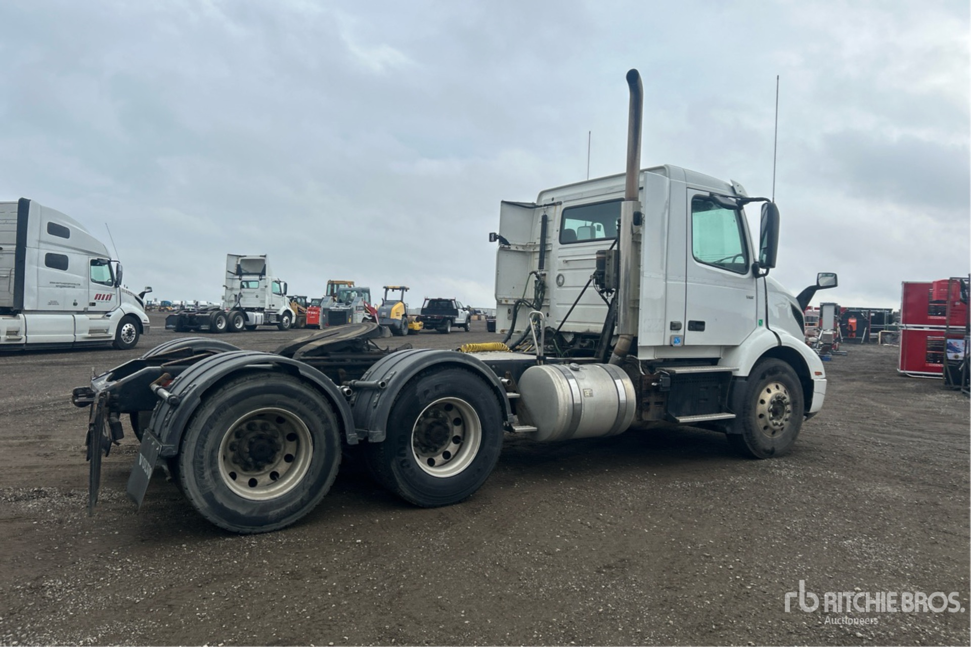 2019 Volvo VNR64T