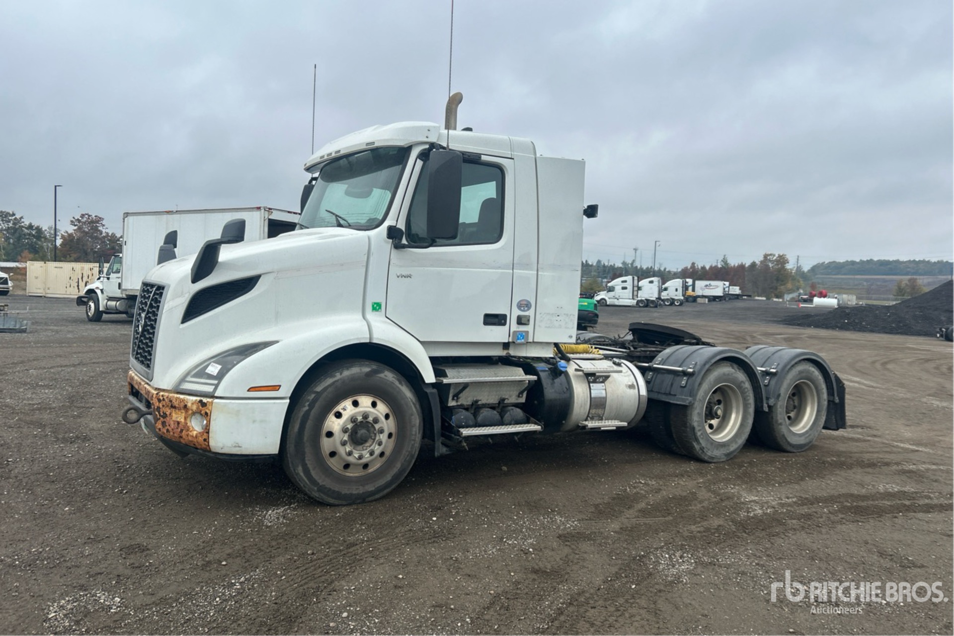 2019 Volvo VNR64T
