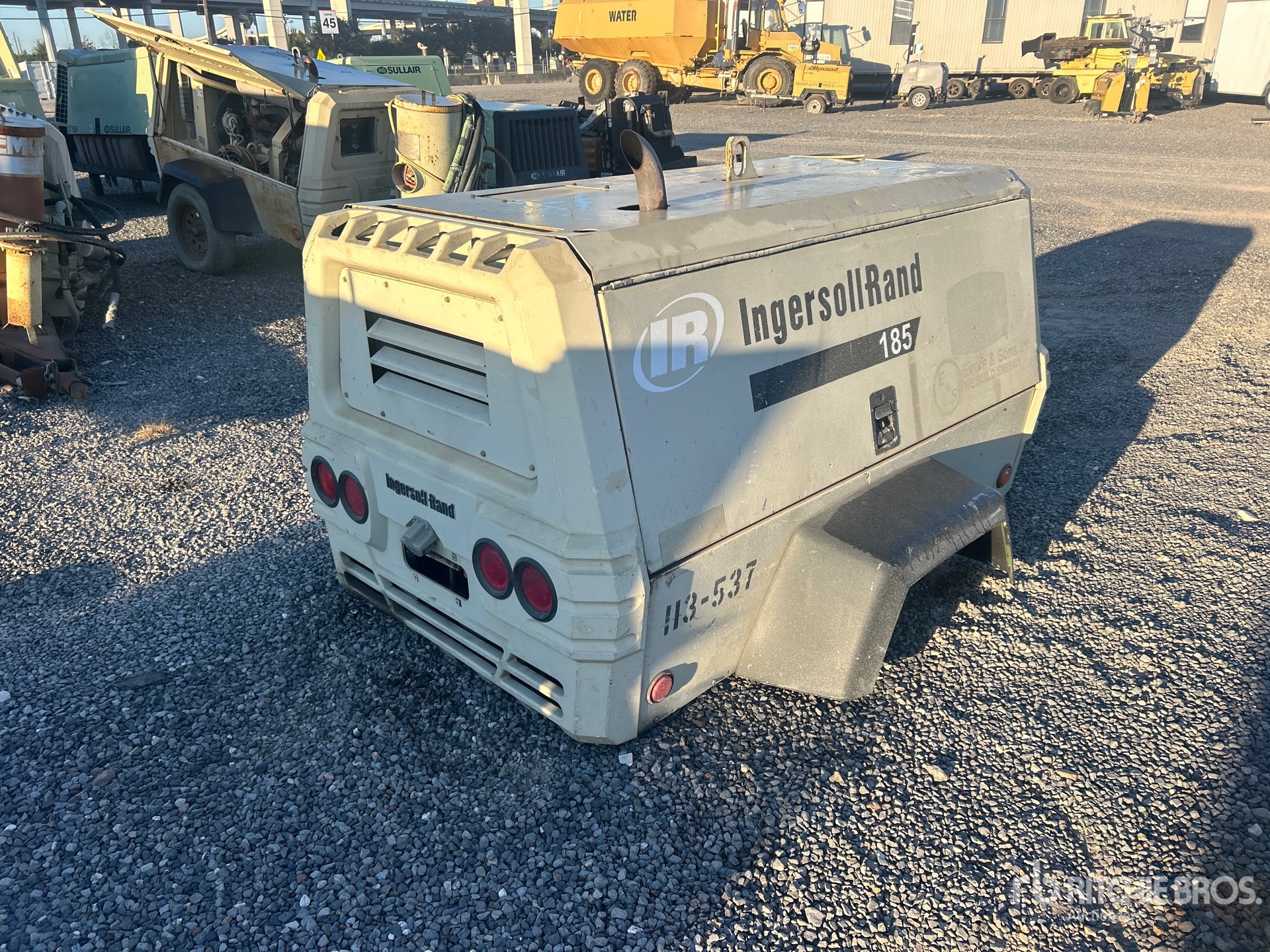 2006 Ingersoll Rand P185