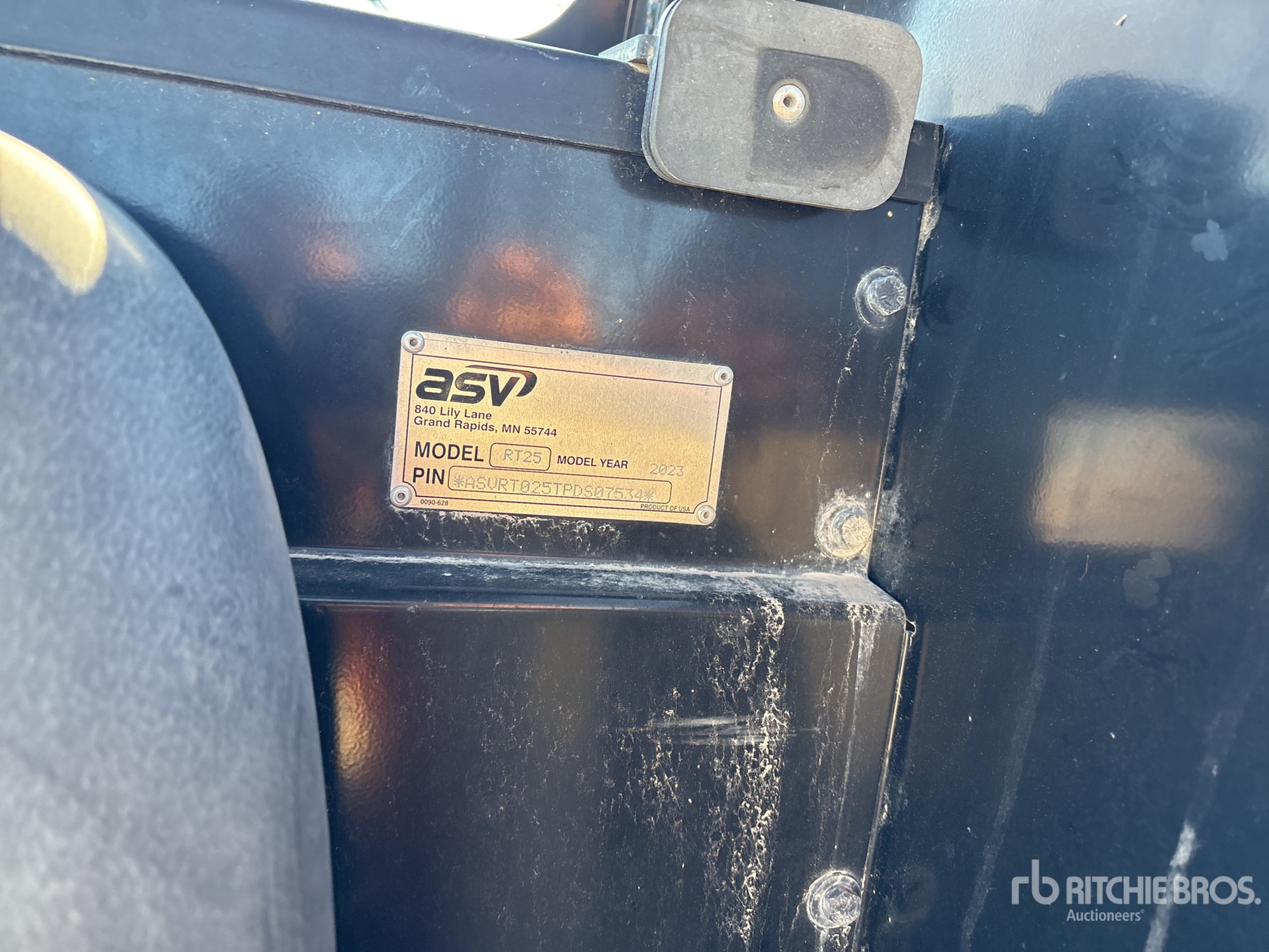 2022 ASV RT25