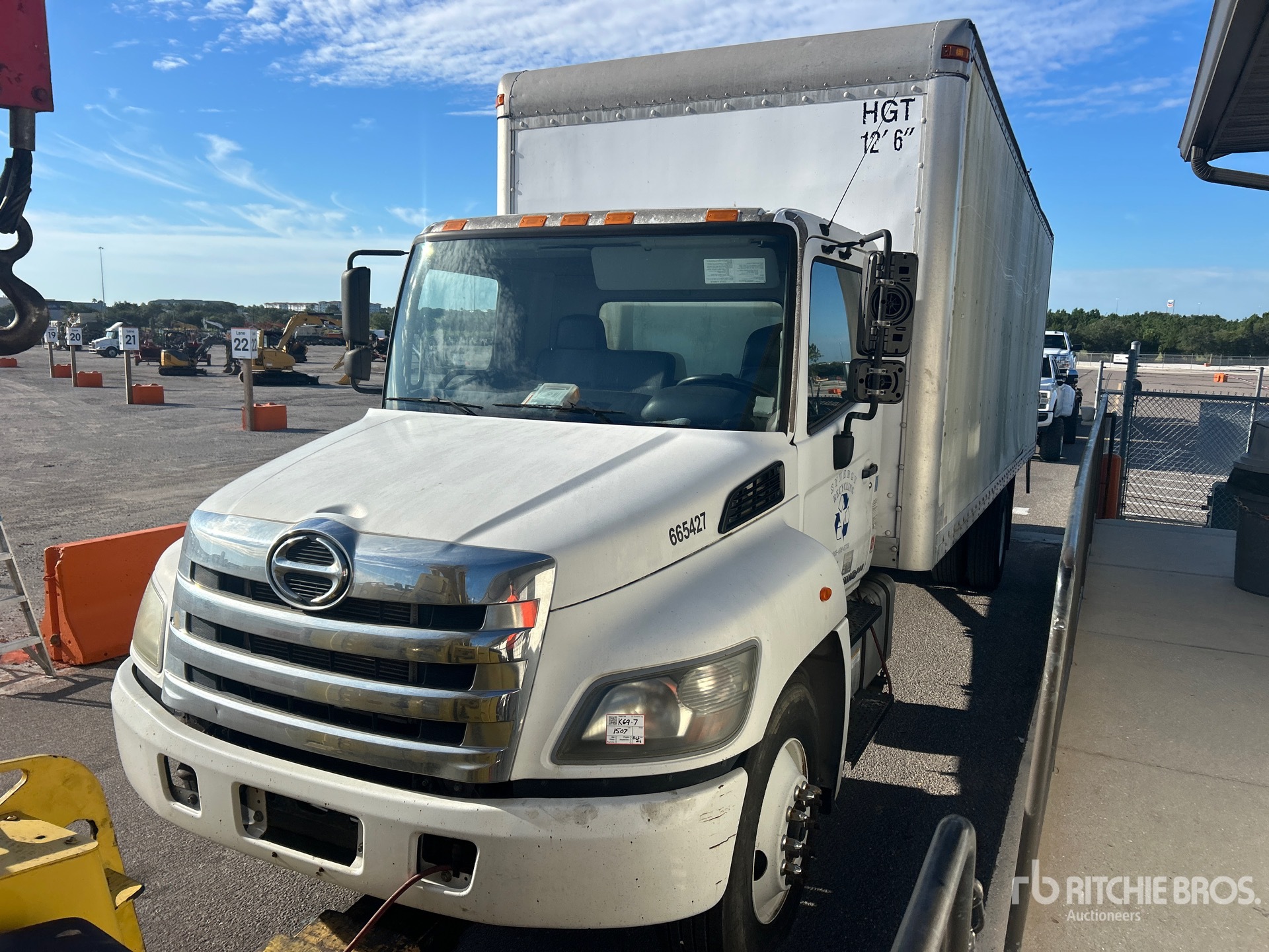 2016 Hino 338