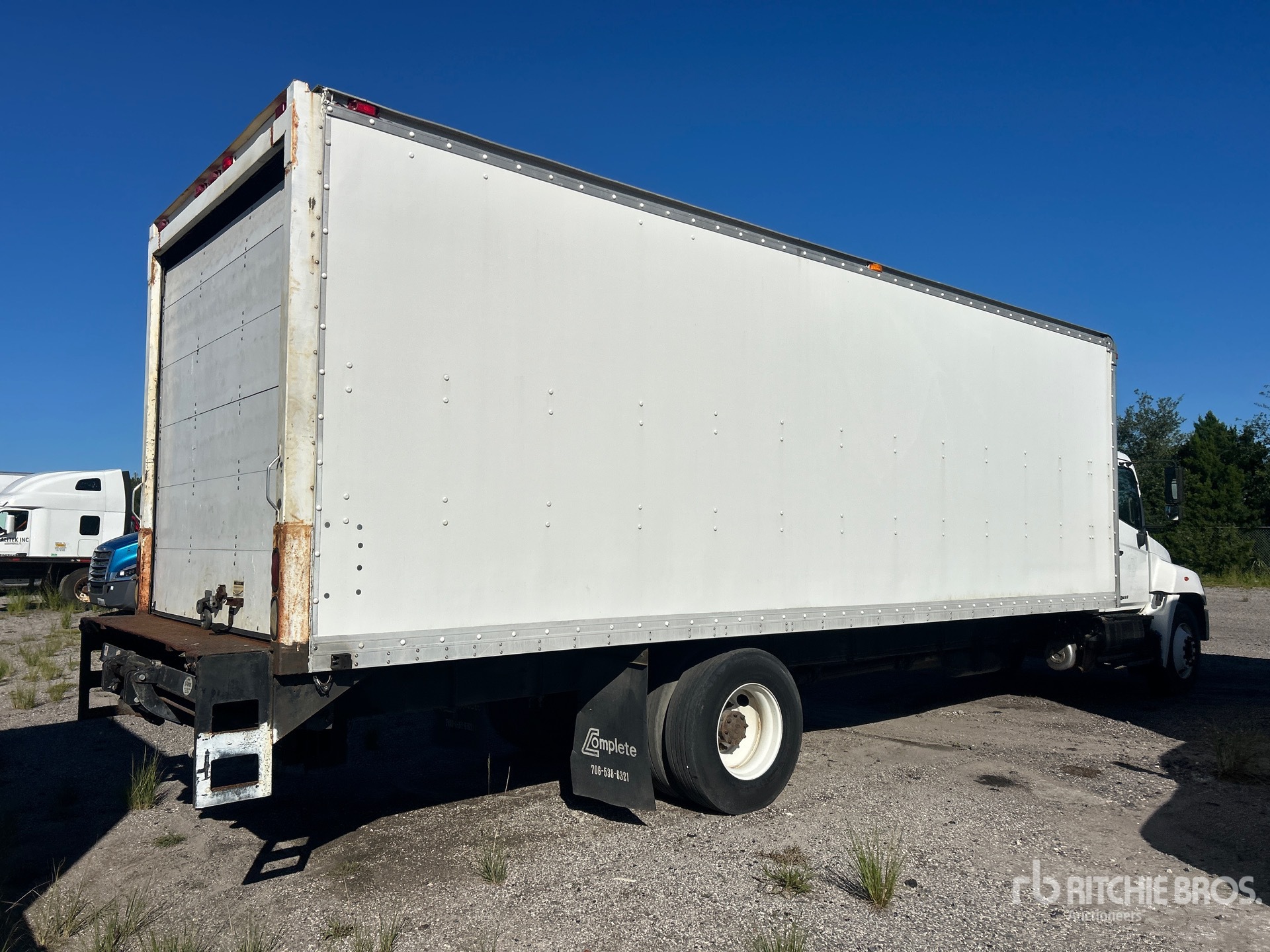 2016 Hino 338
