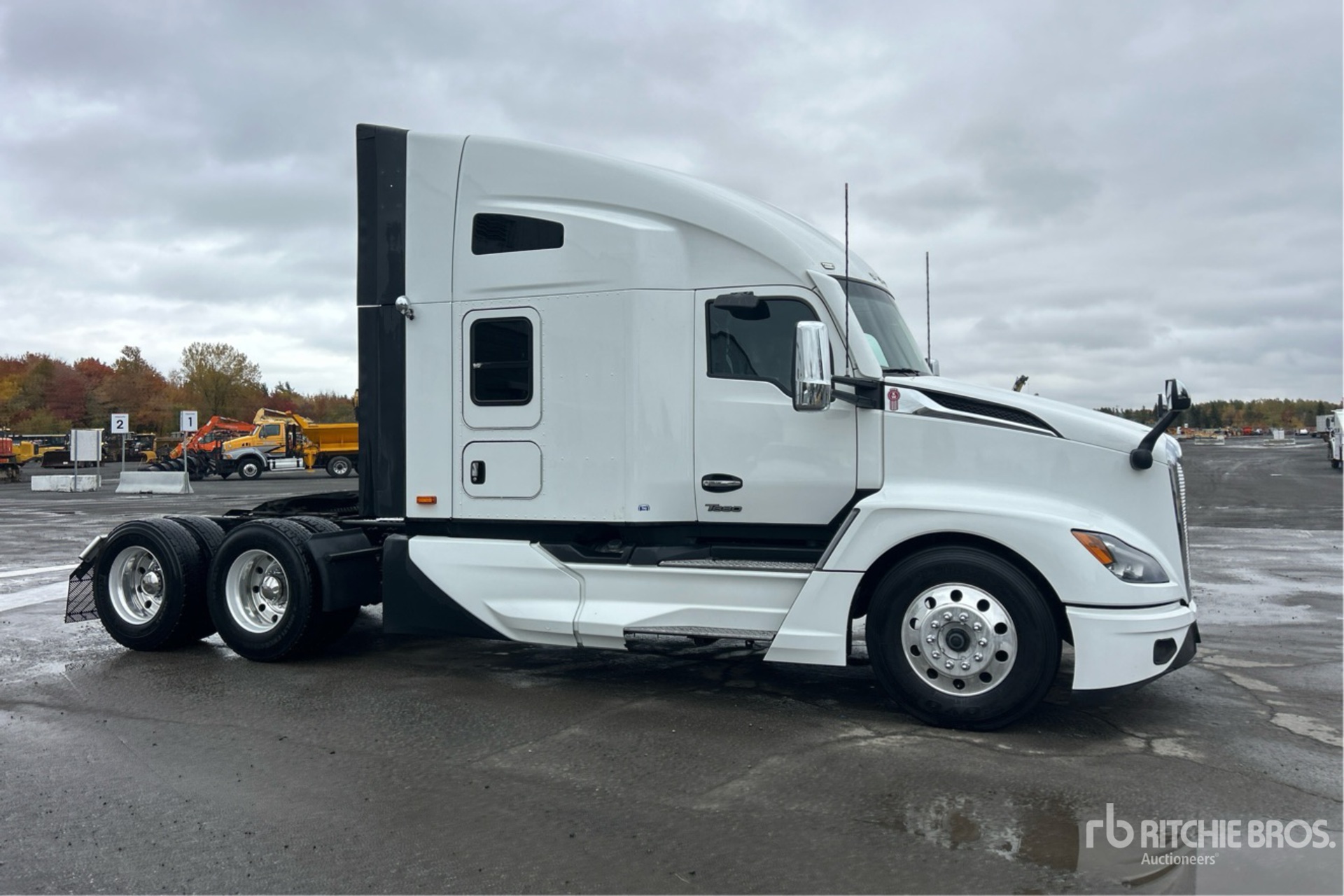 2025 Kenworth T680