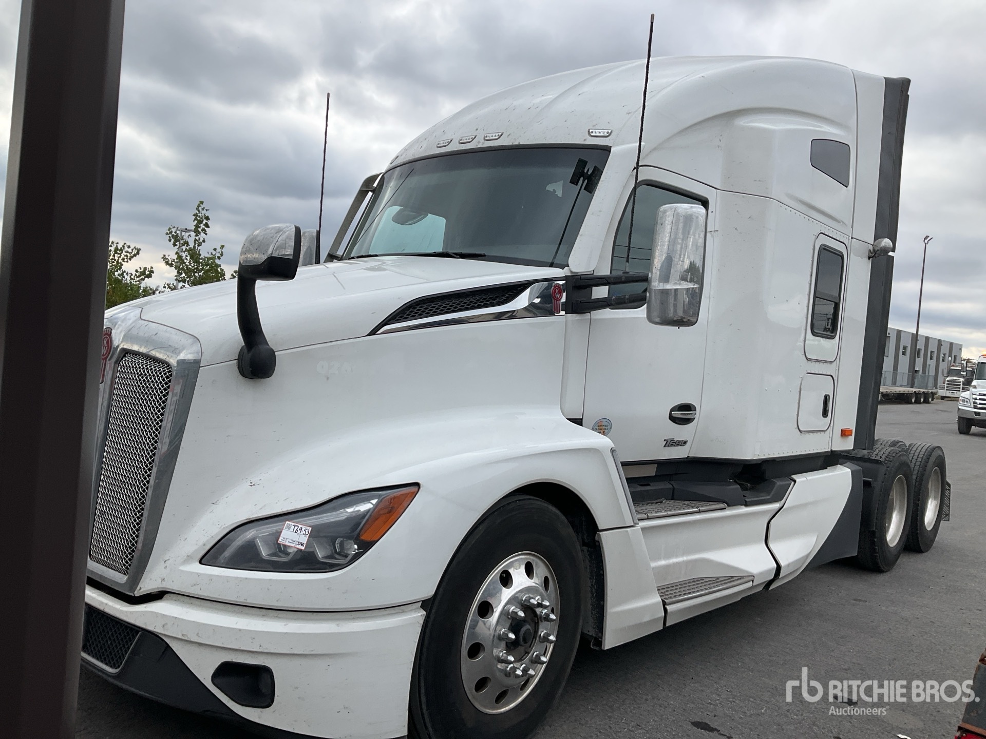 2025 Kenworth T680