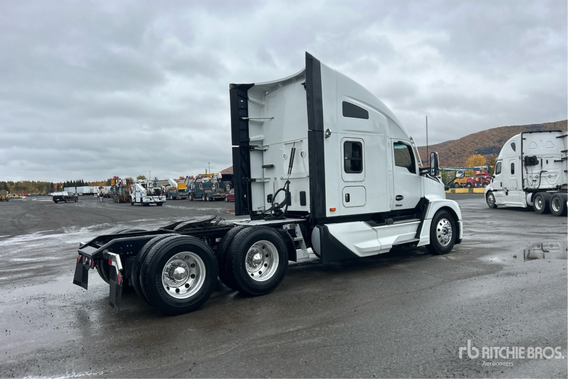 2025 Kenworth T680