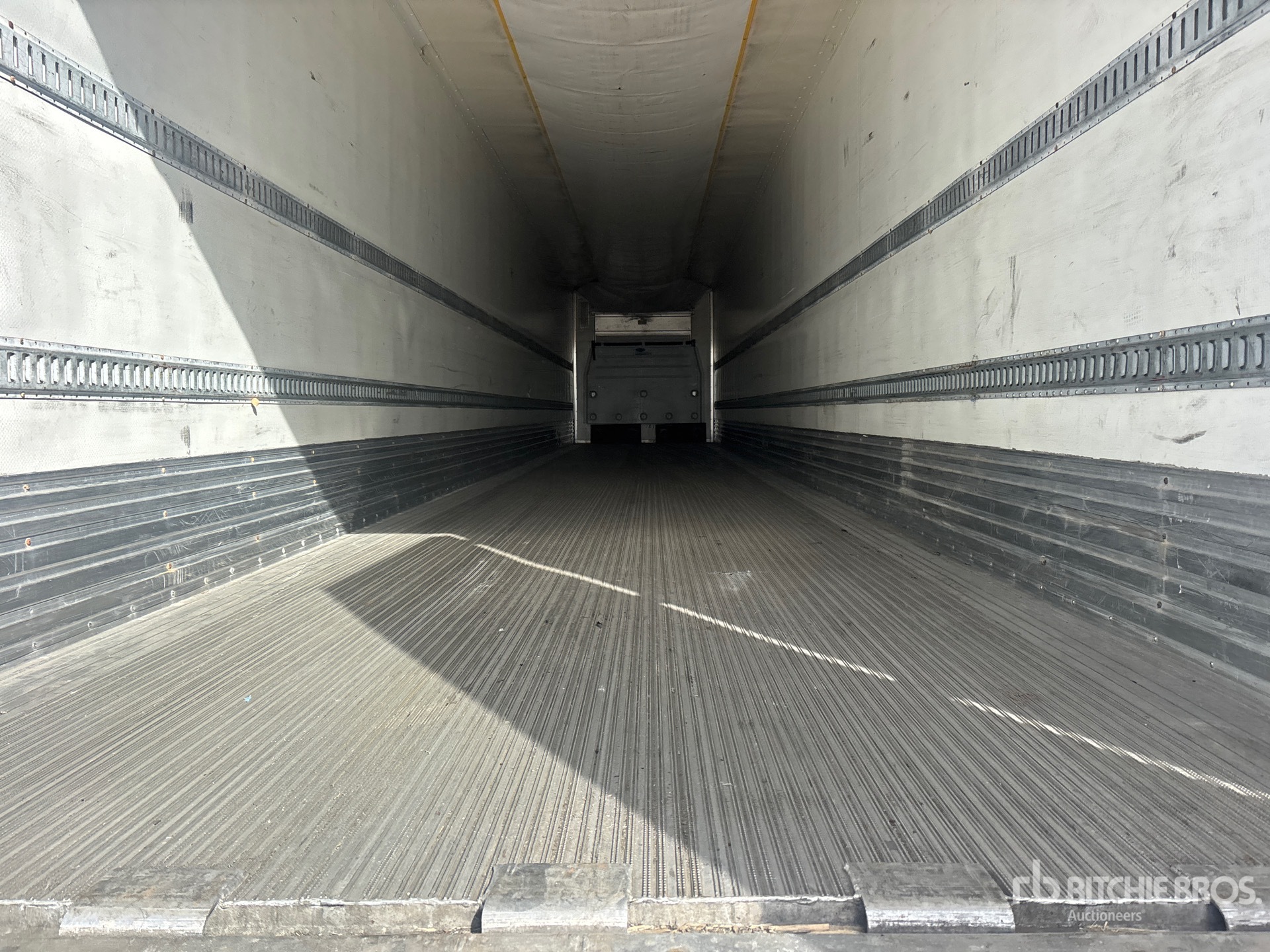 2011 Great Dane 53 FT X 102 IN T/A