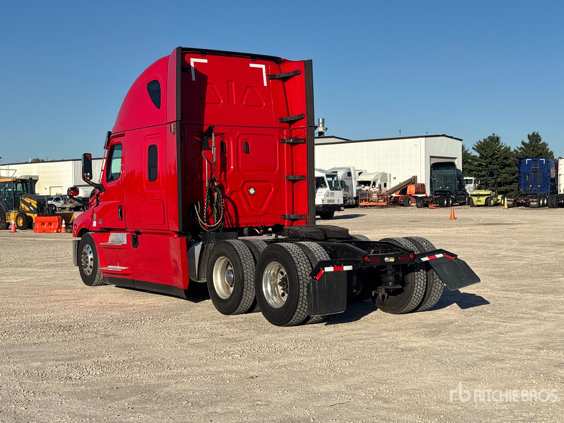 2021 Freightliner CASCADIA 126