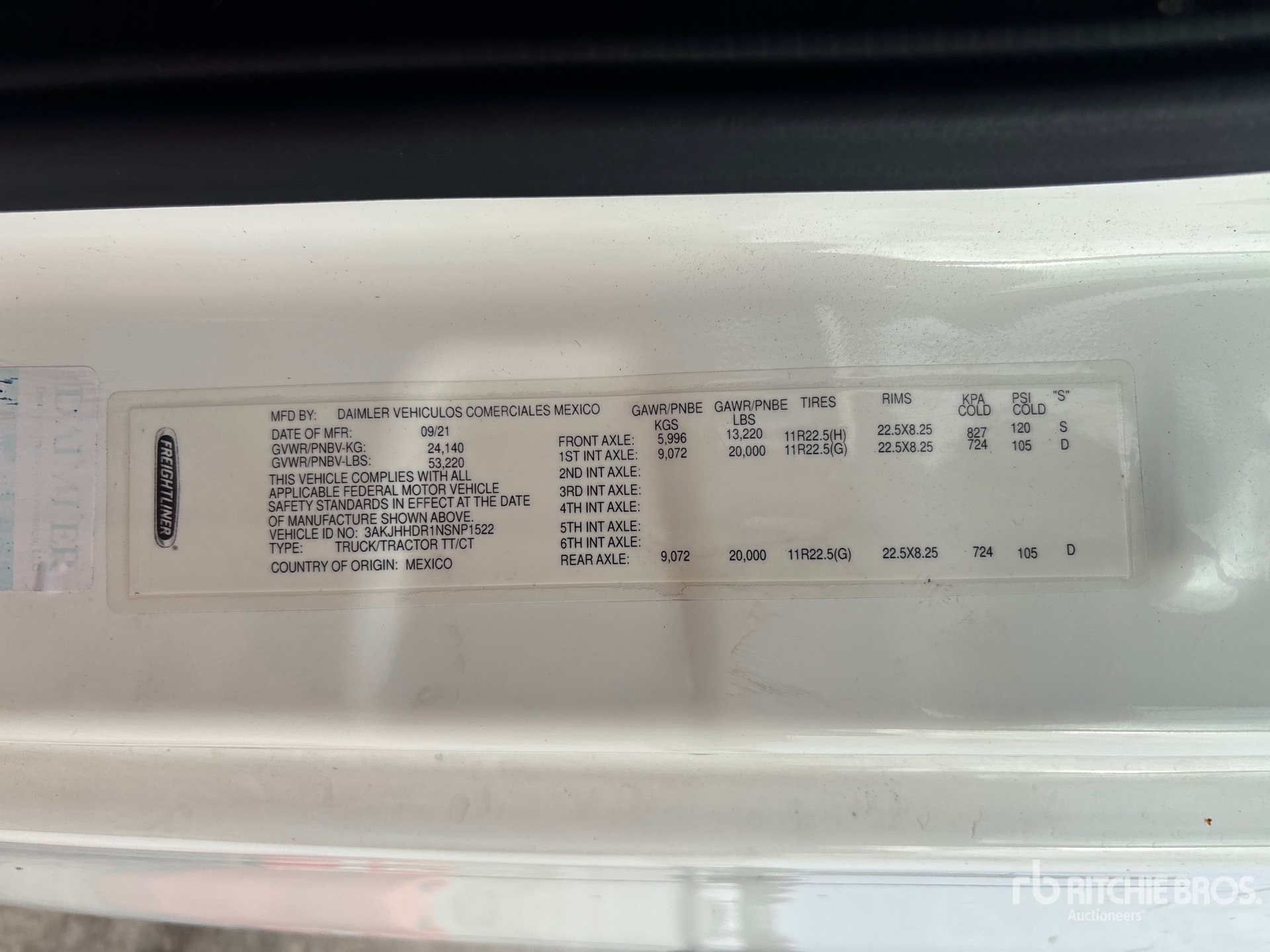 2022 Freightliner CASCADIA 126