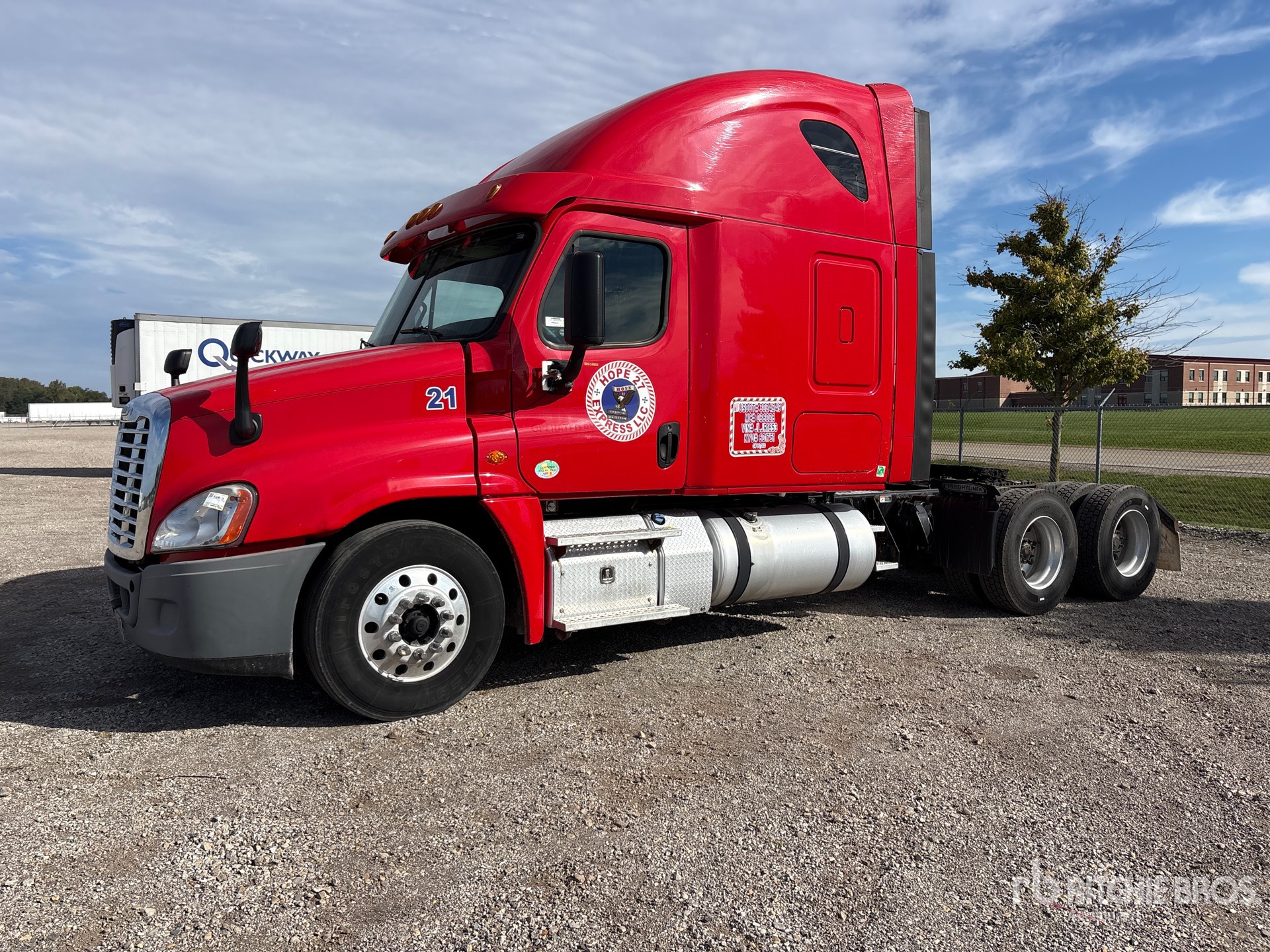 2018 Freightliner CASCADIA 125