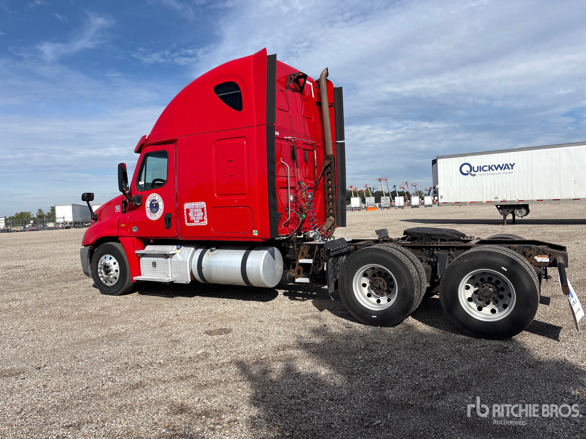 2018 Freightliner CASCADIA 125