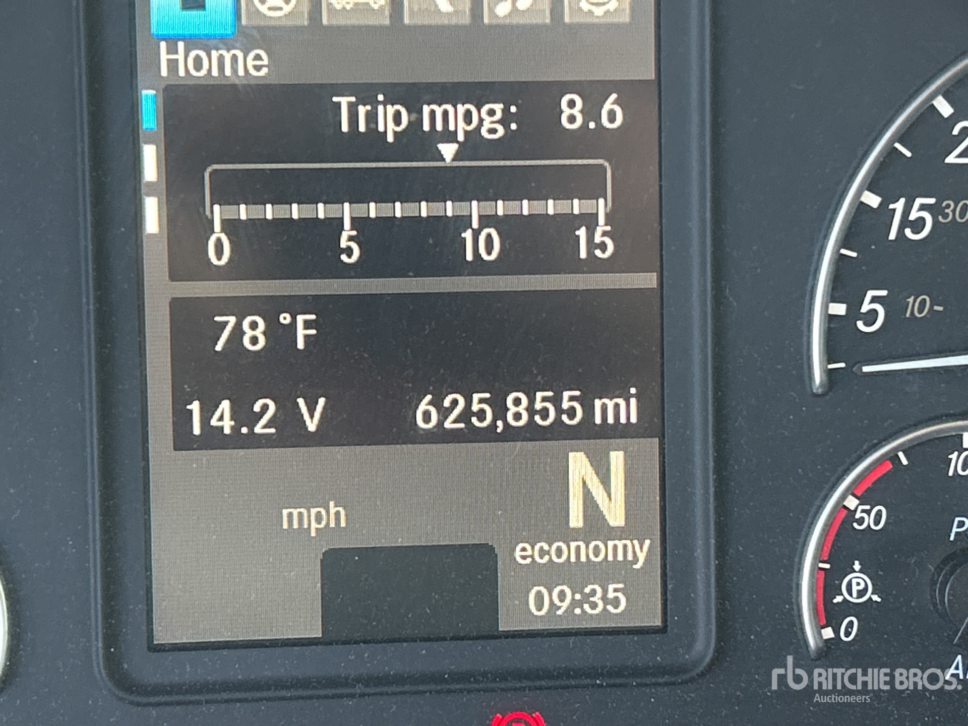 2020 Freightliner CASCADIA 126