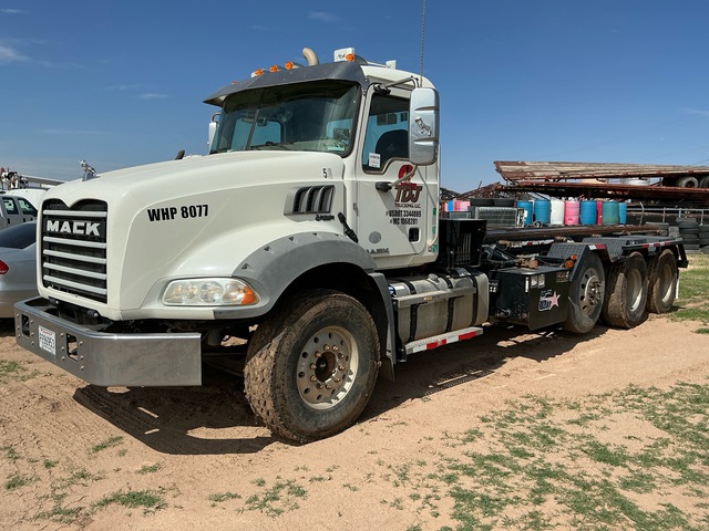 2017 Mack GU813 6x4 Winch Truck