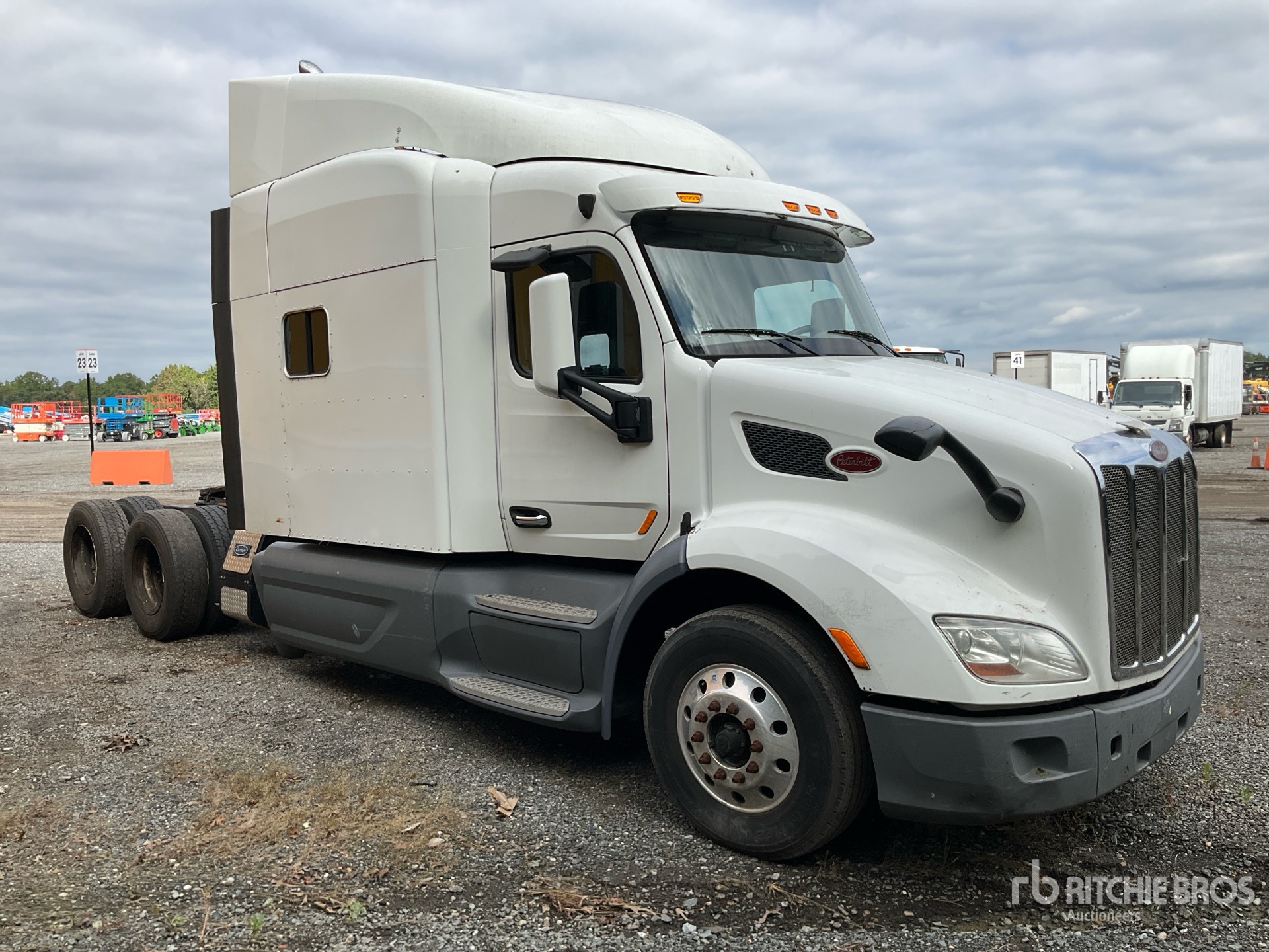 2017 Peterbilt 579