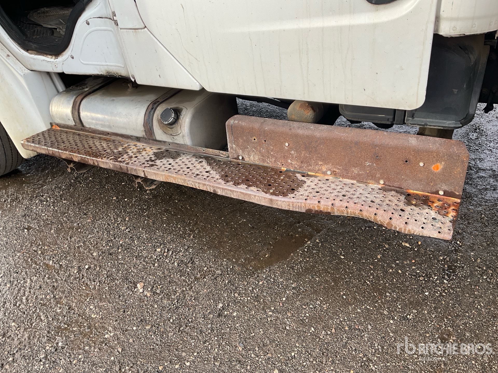 2007 Freightliner M2 106