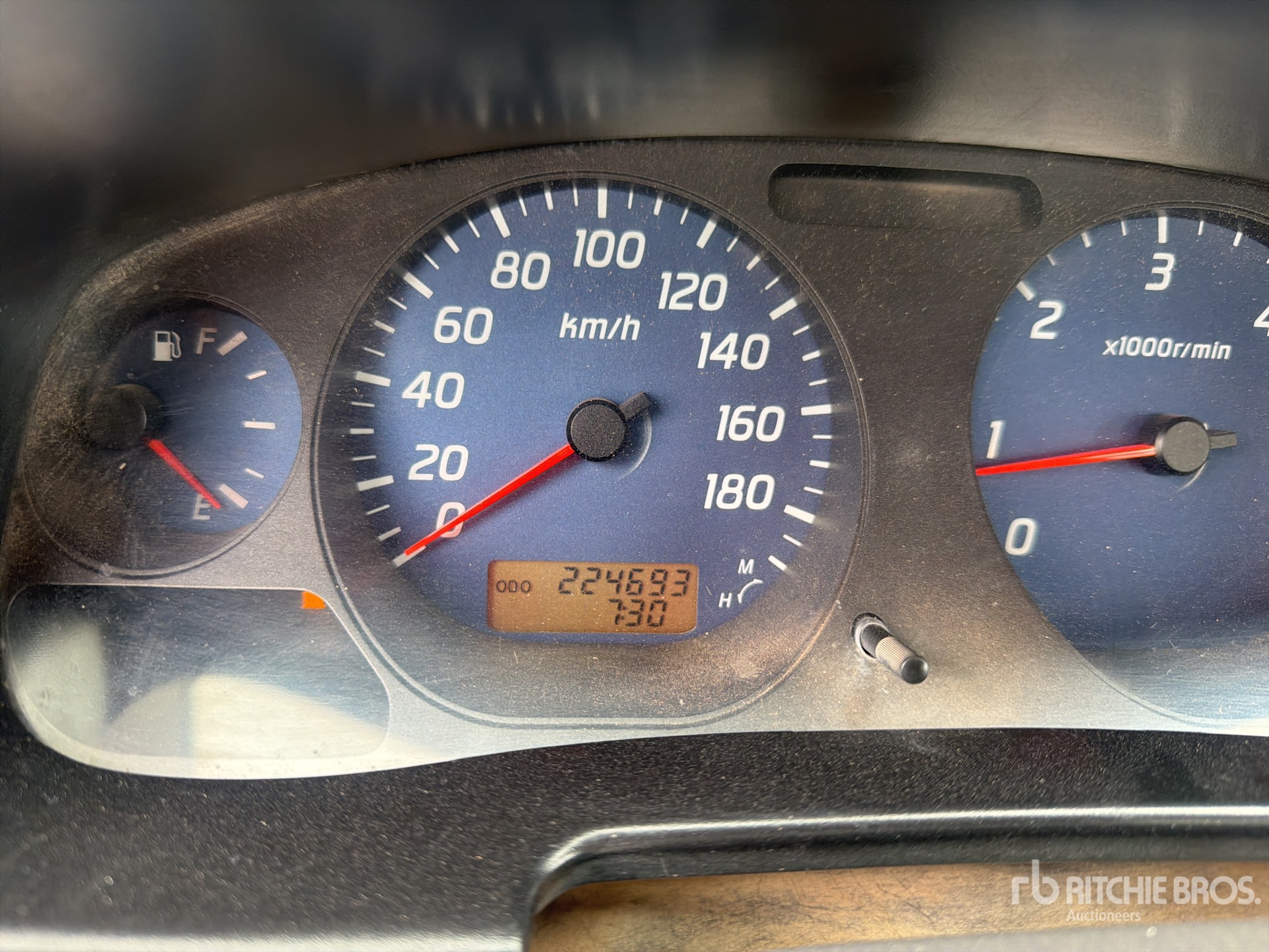 2011 Nissan NP300