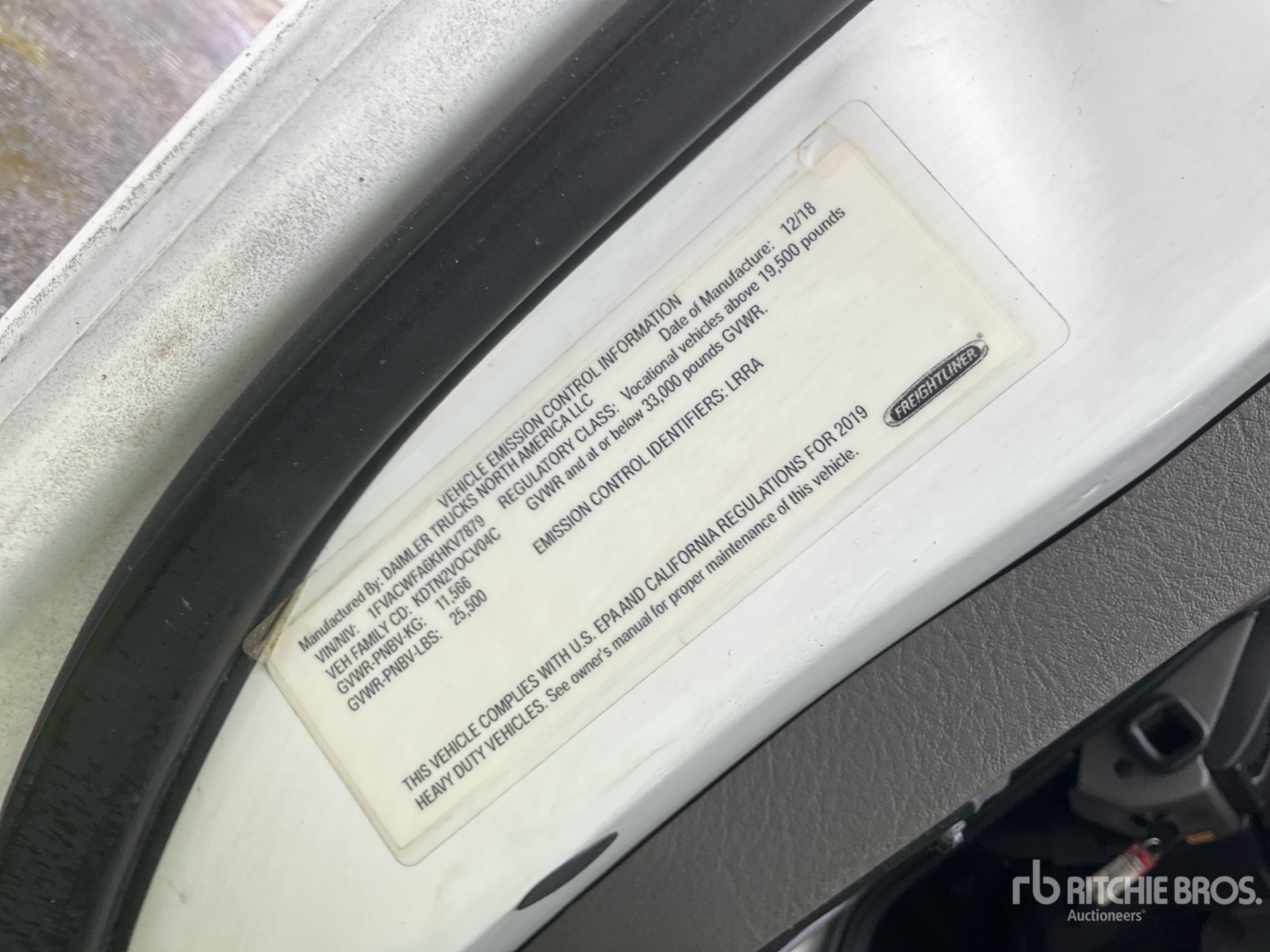 2019 Freightliner M2 106