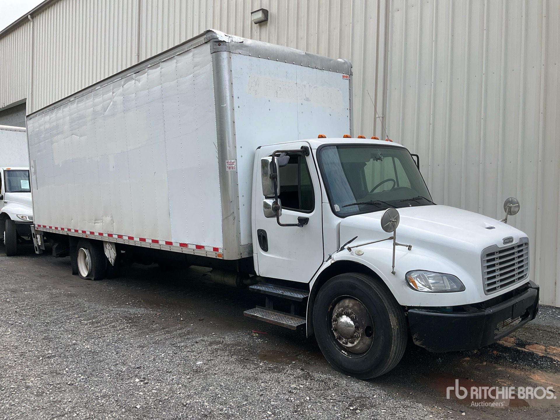 2019 Freightliner M2 106