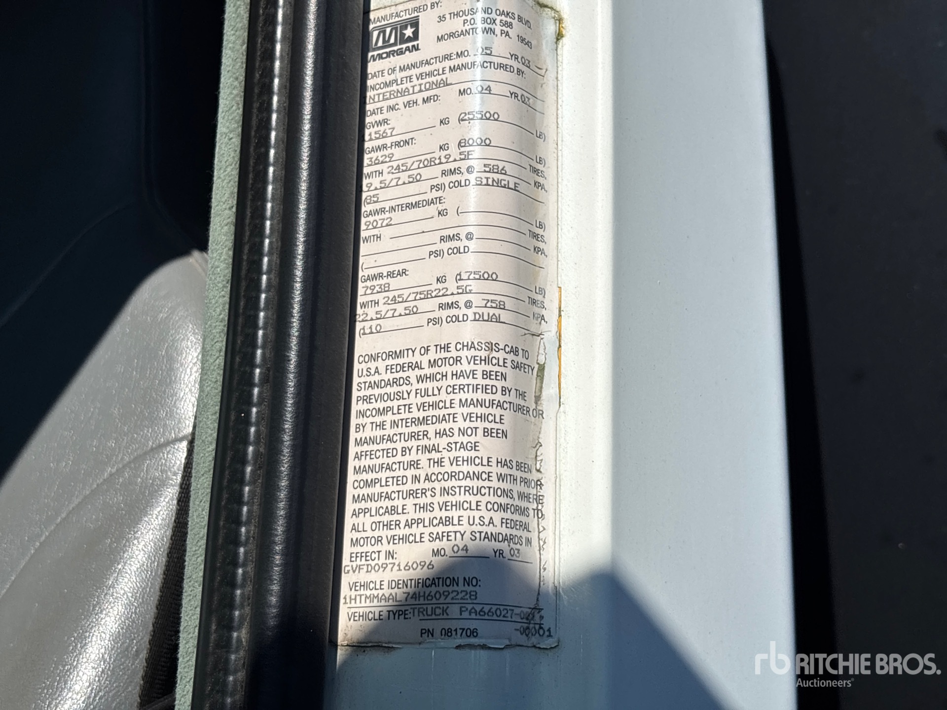 2004 International 4300