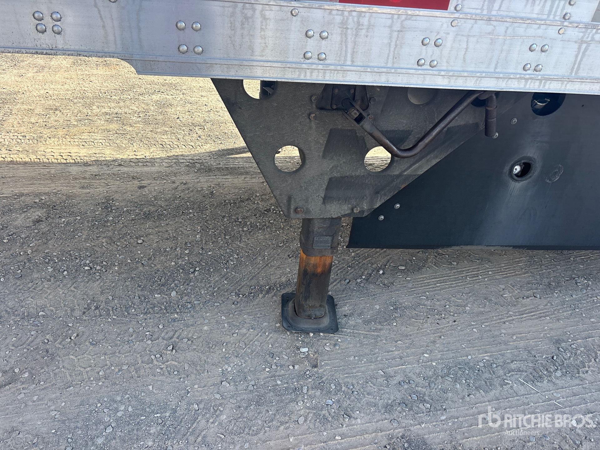 2022 Utility 53 ft x 102 in T/A