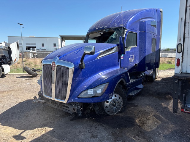 2022 Kenworth T680 6x4 T/A Sleeper Truck Tractor (Inoperable)