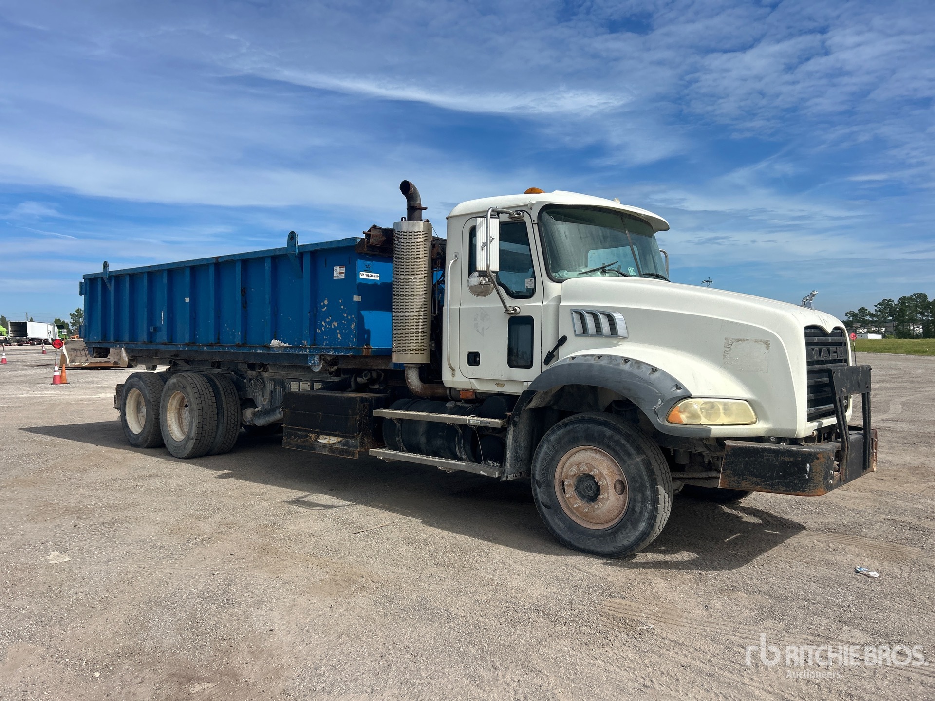 2008 Mack GU813