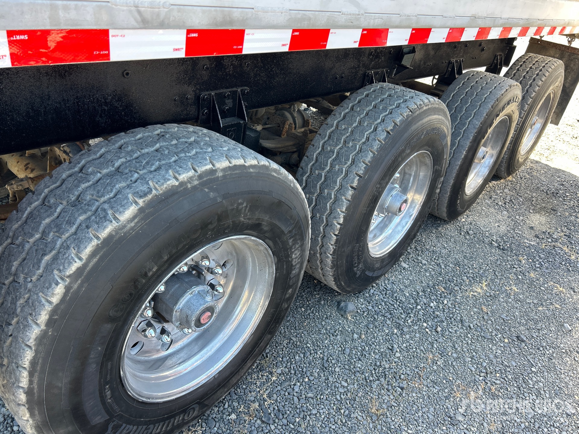2000 Beall 17 ft 6 in Quad/A