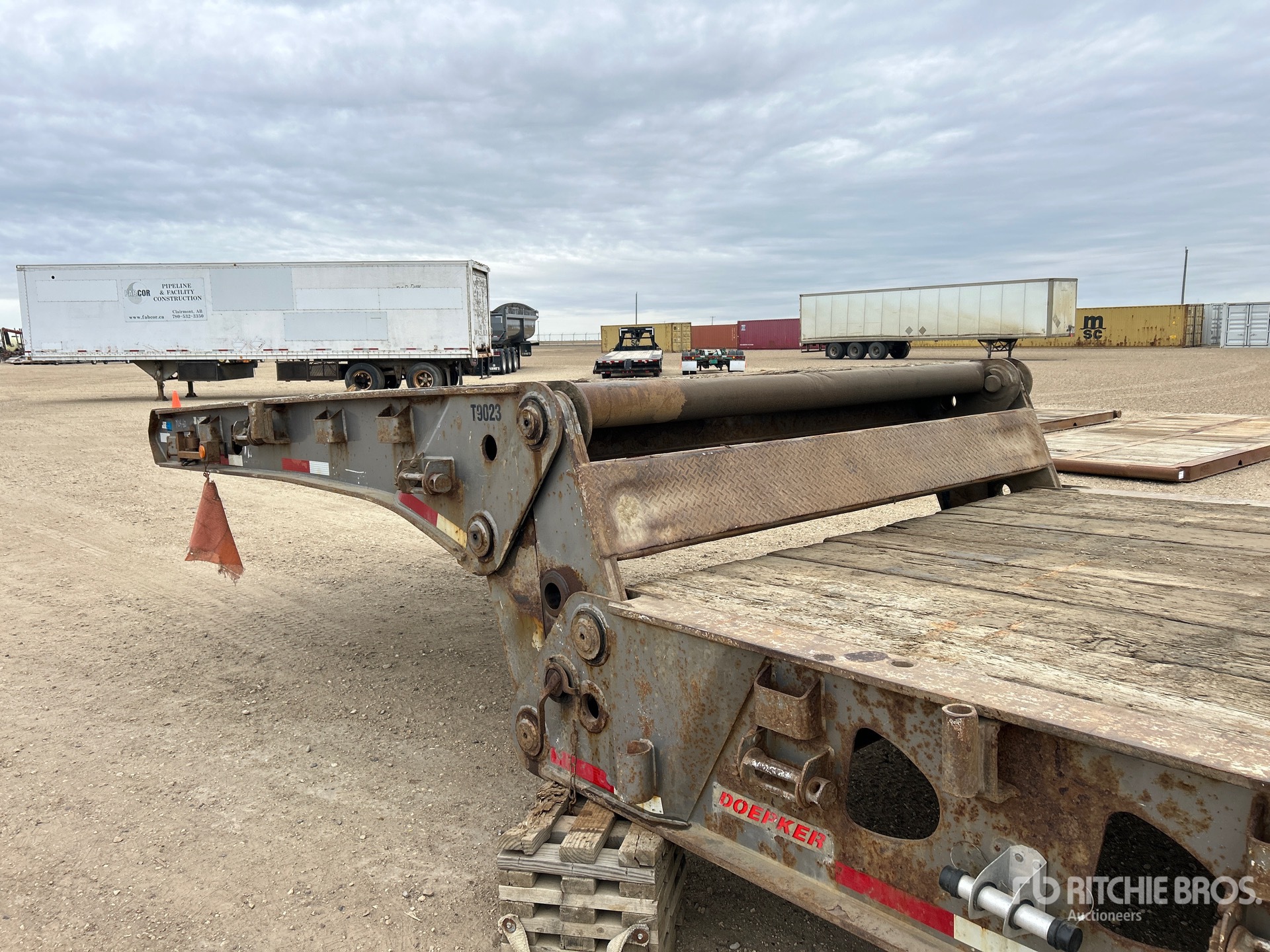 2008 Doepker 50 TON 54 FT TRI/A