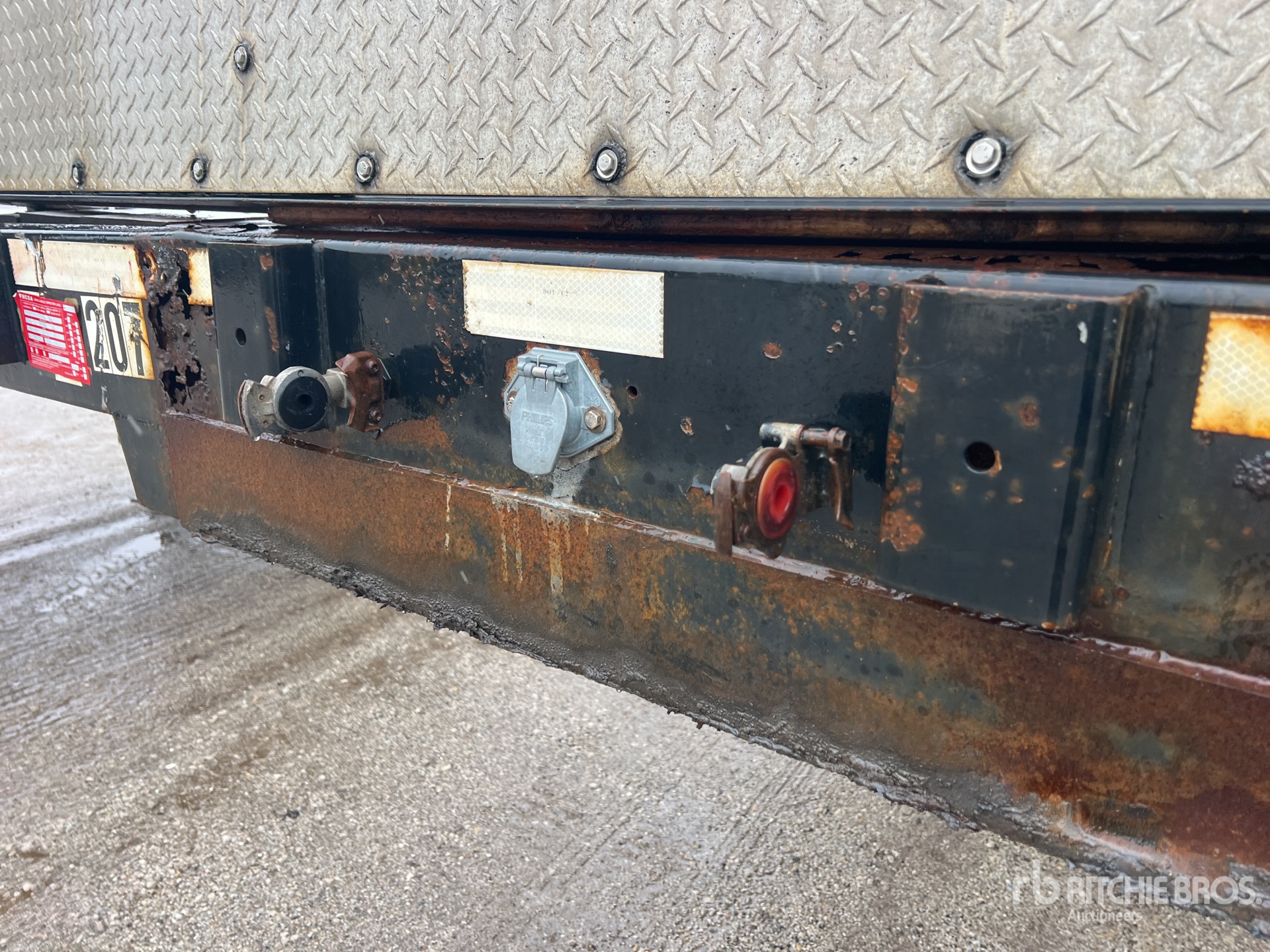 1997 Fontaine 48 ft T/A