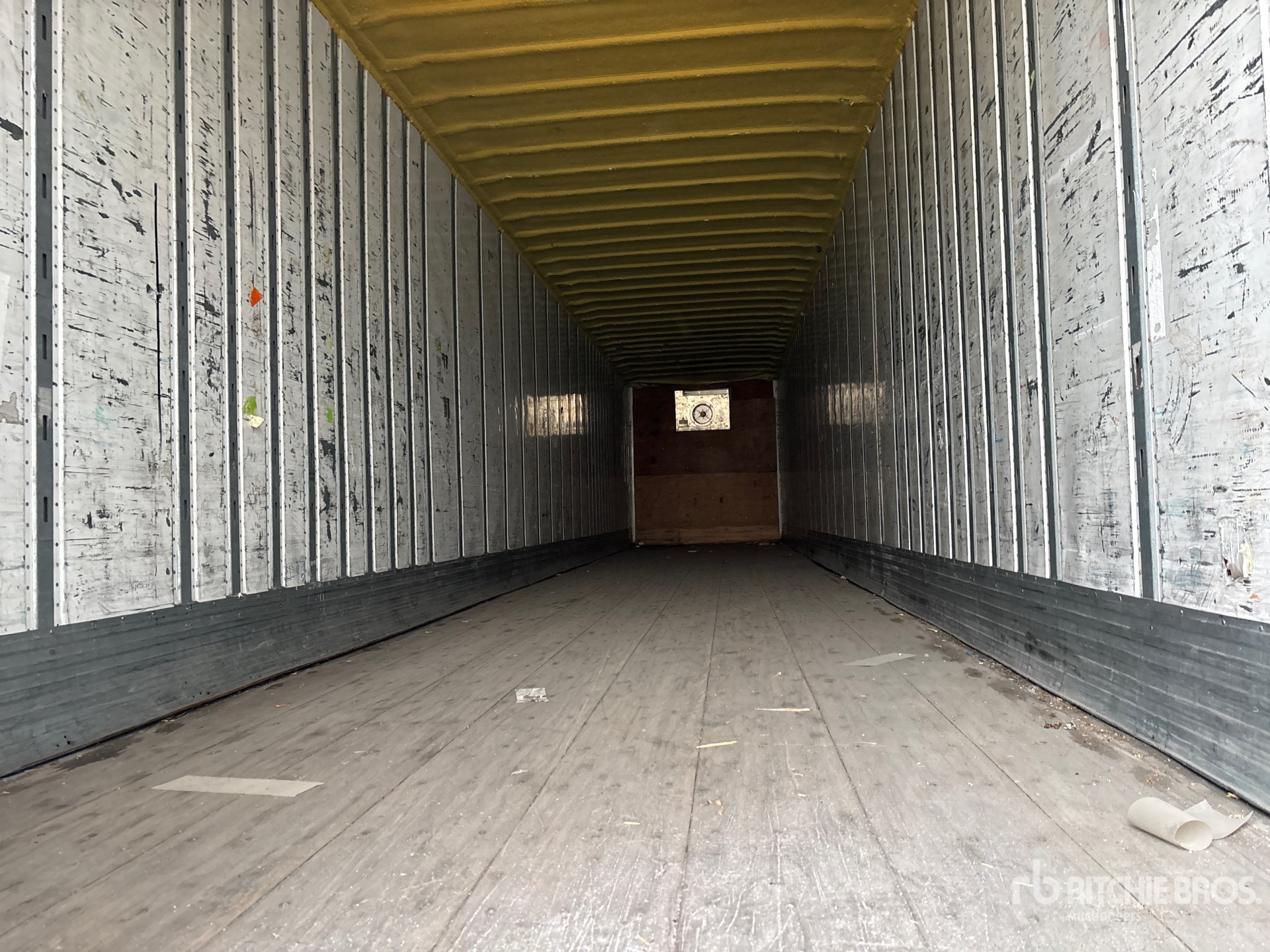 2007 Utility 53 FT X 102 IN TRI/A HEATED