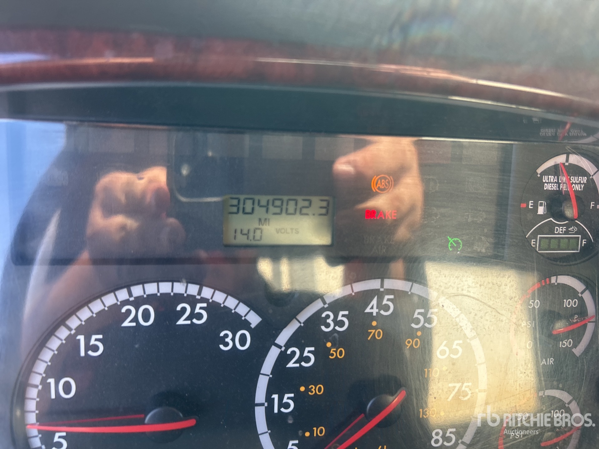 2014 Freightliner M2 106
