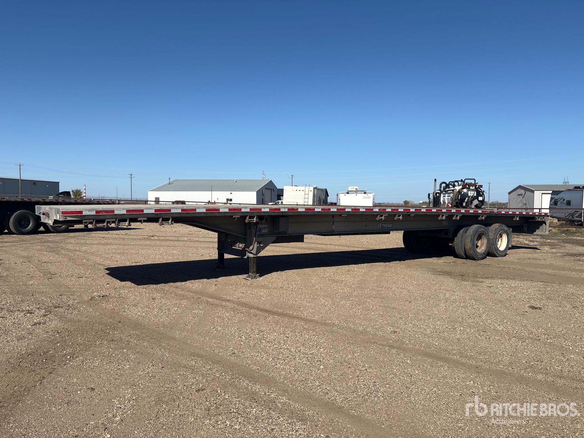 Photo of 2023 Extreme 53 ft T/A