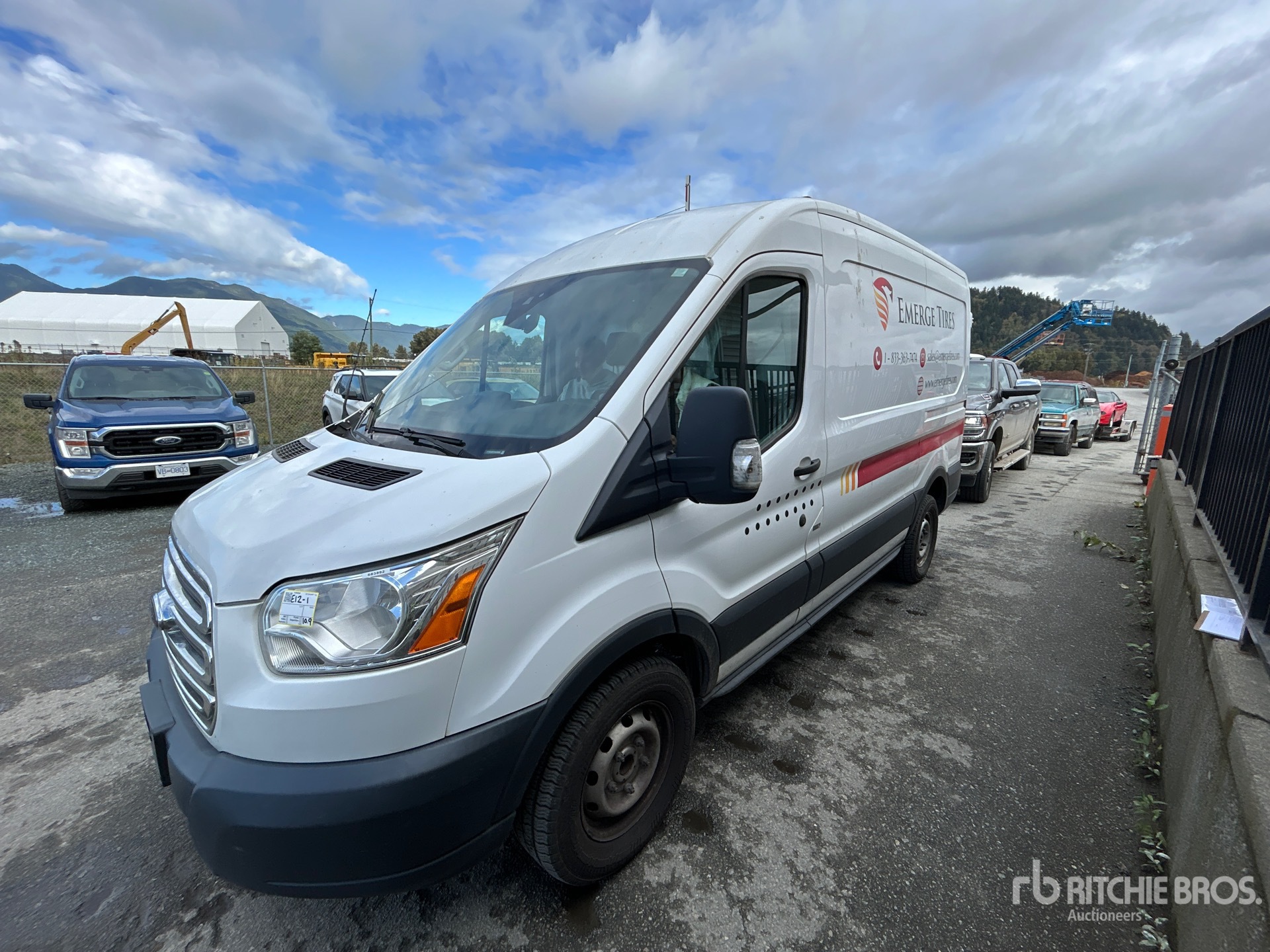 2017 Ford TRANSIT 250
