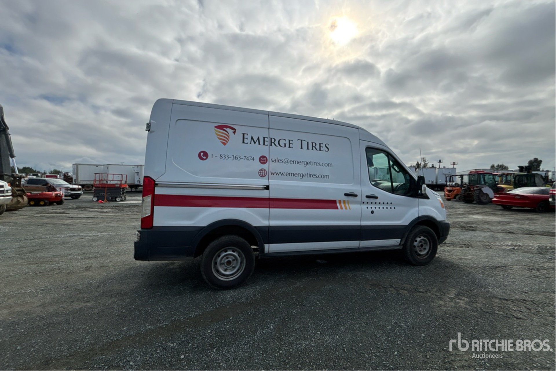 2017 Ford TRANSIT 250