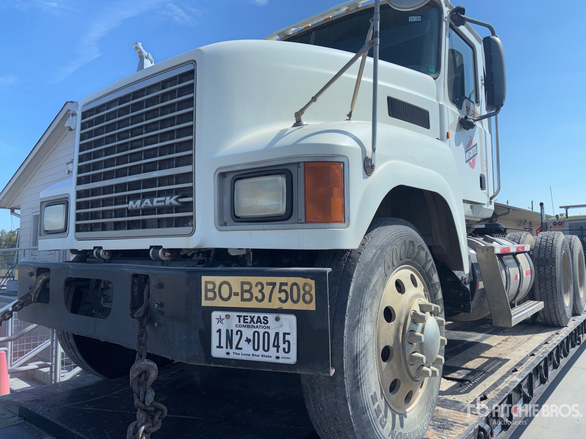 2015 Mack CHU613