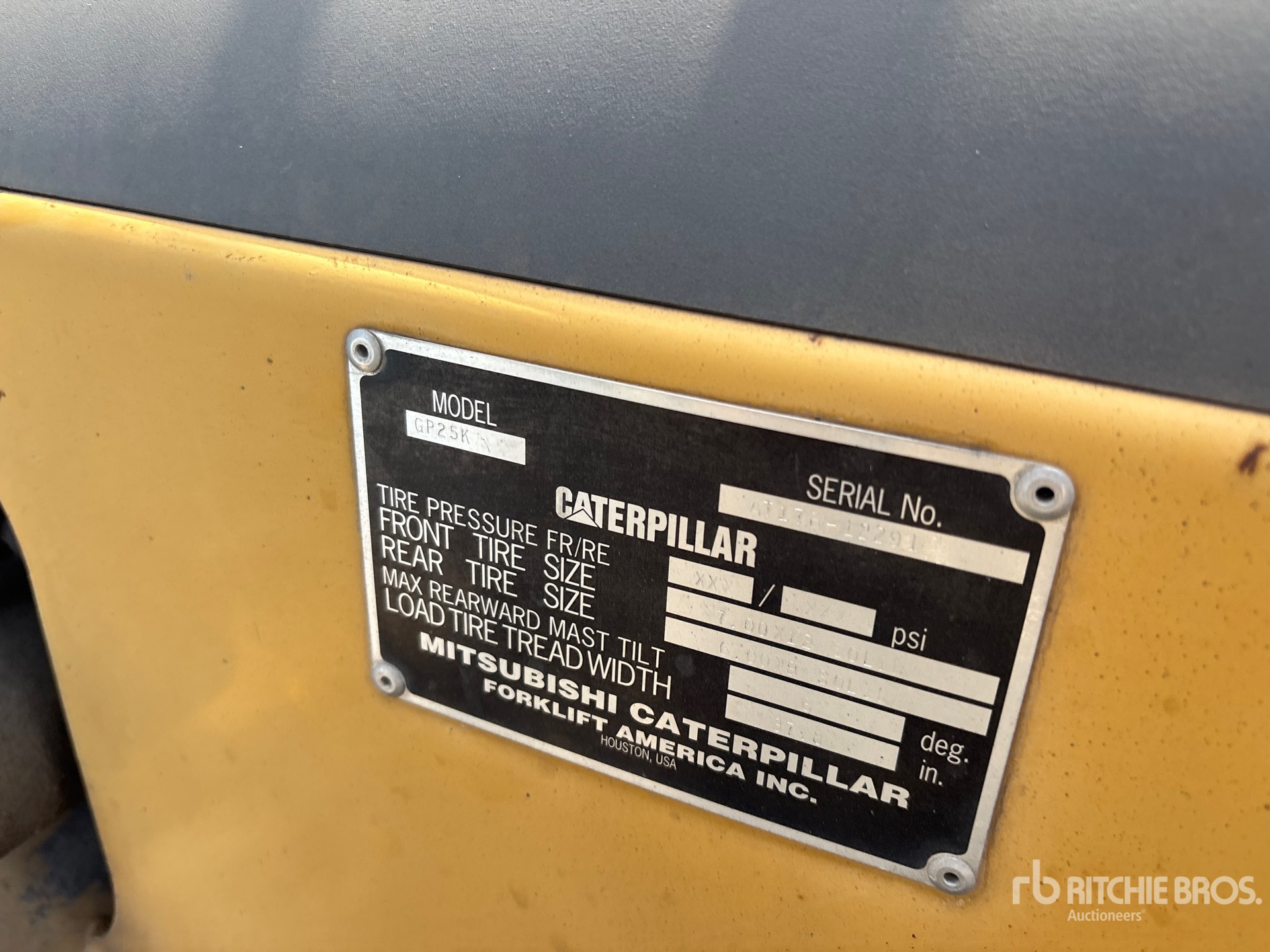 Photo of 2001 Caterpillar GP25LP