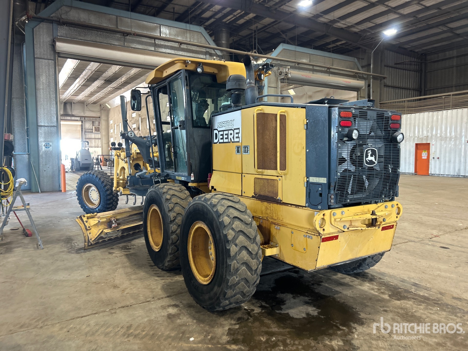 2010 John Deere 672GP