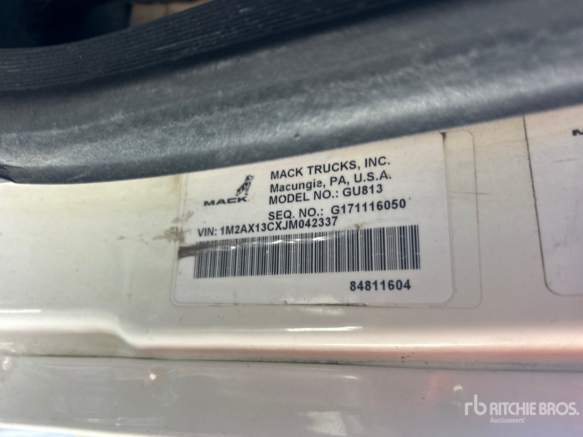 2018 Mack GU813