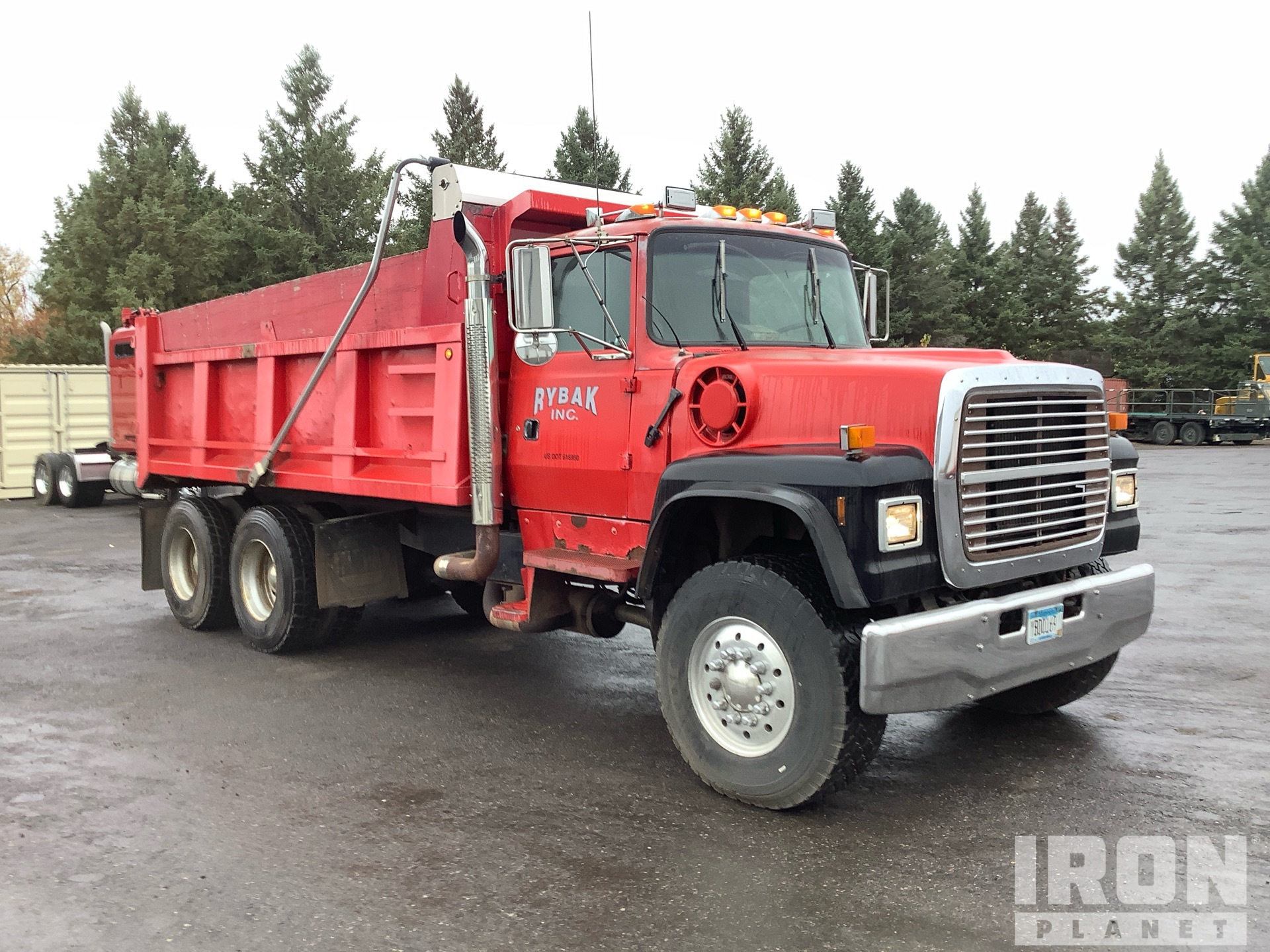 1997 Ford LT9000