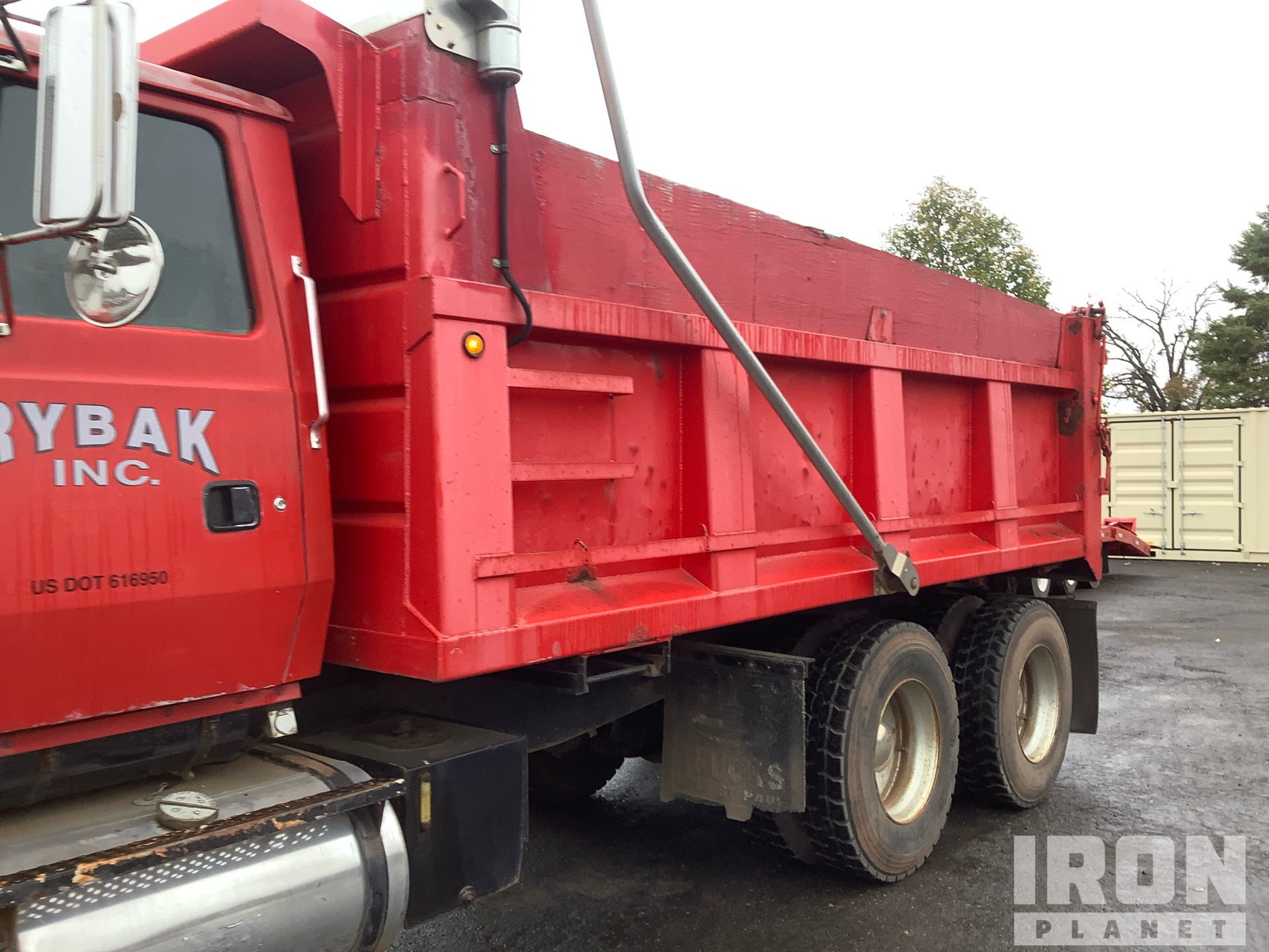 1997 Ford LT9000