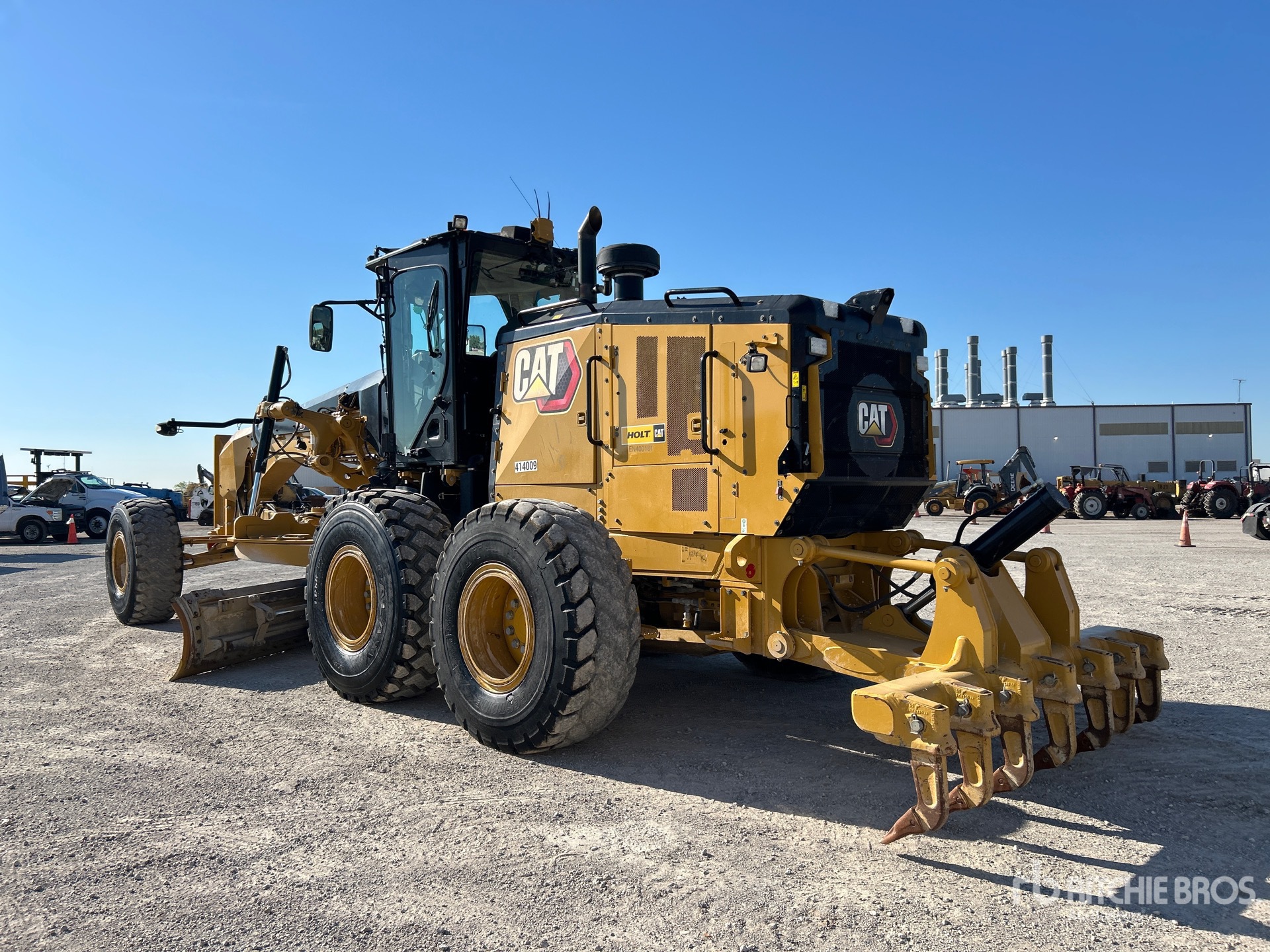 2021 Caterpillar 14