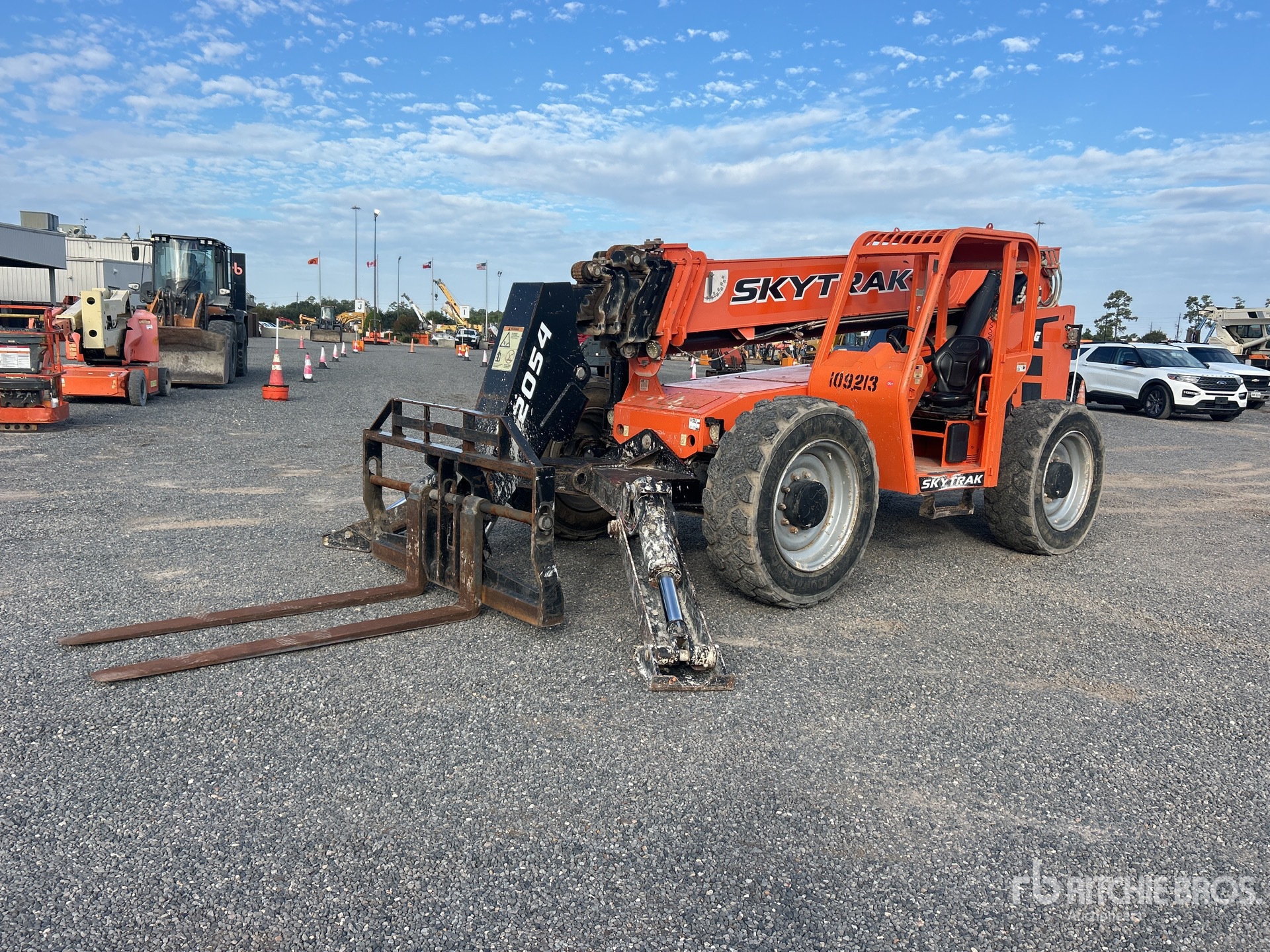 Photo of 2021 JLG 12054