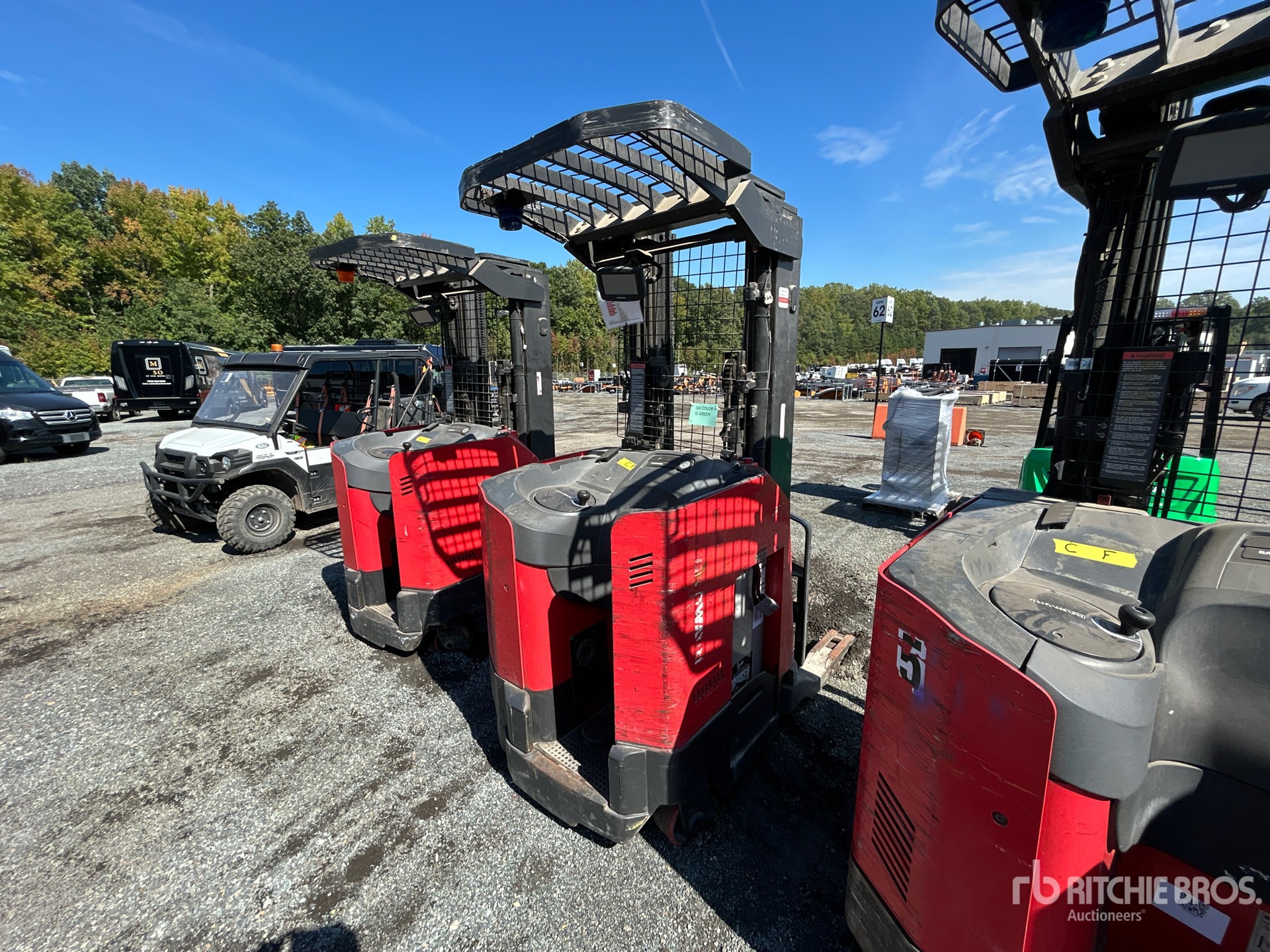 2019 Raymond 7300