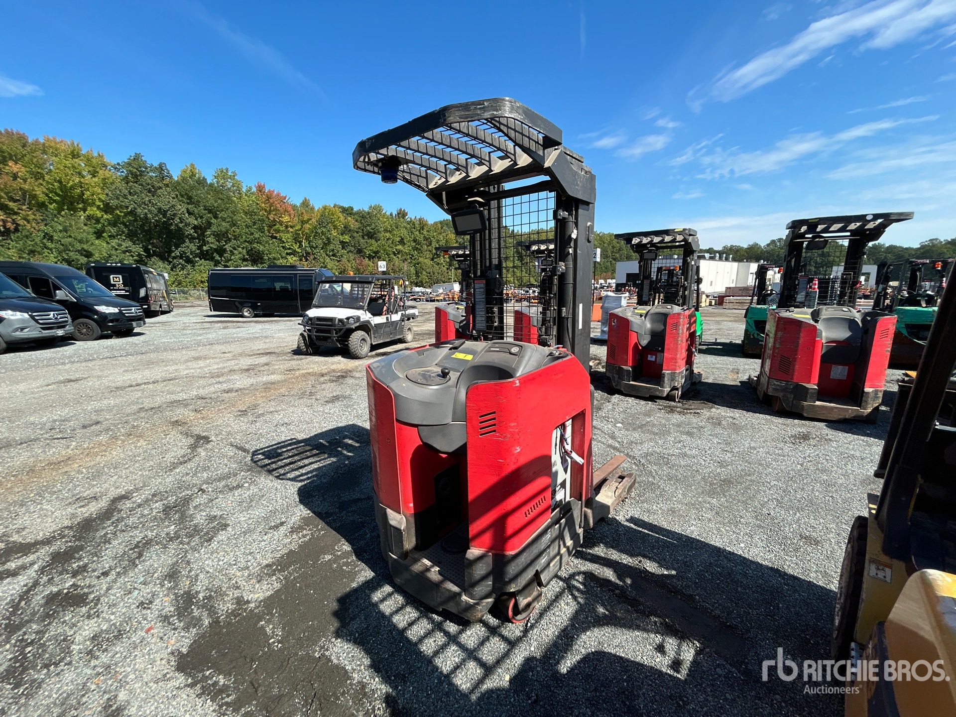 2019 Raymond 7300