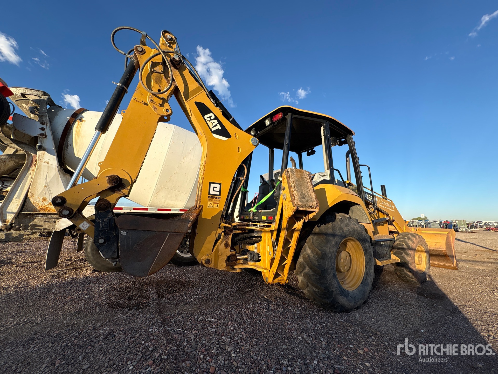 2018 Caterpillar 415F2