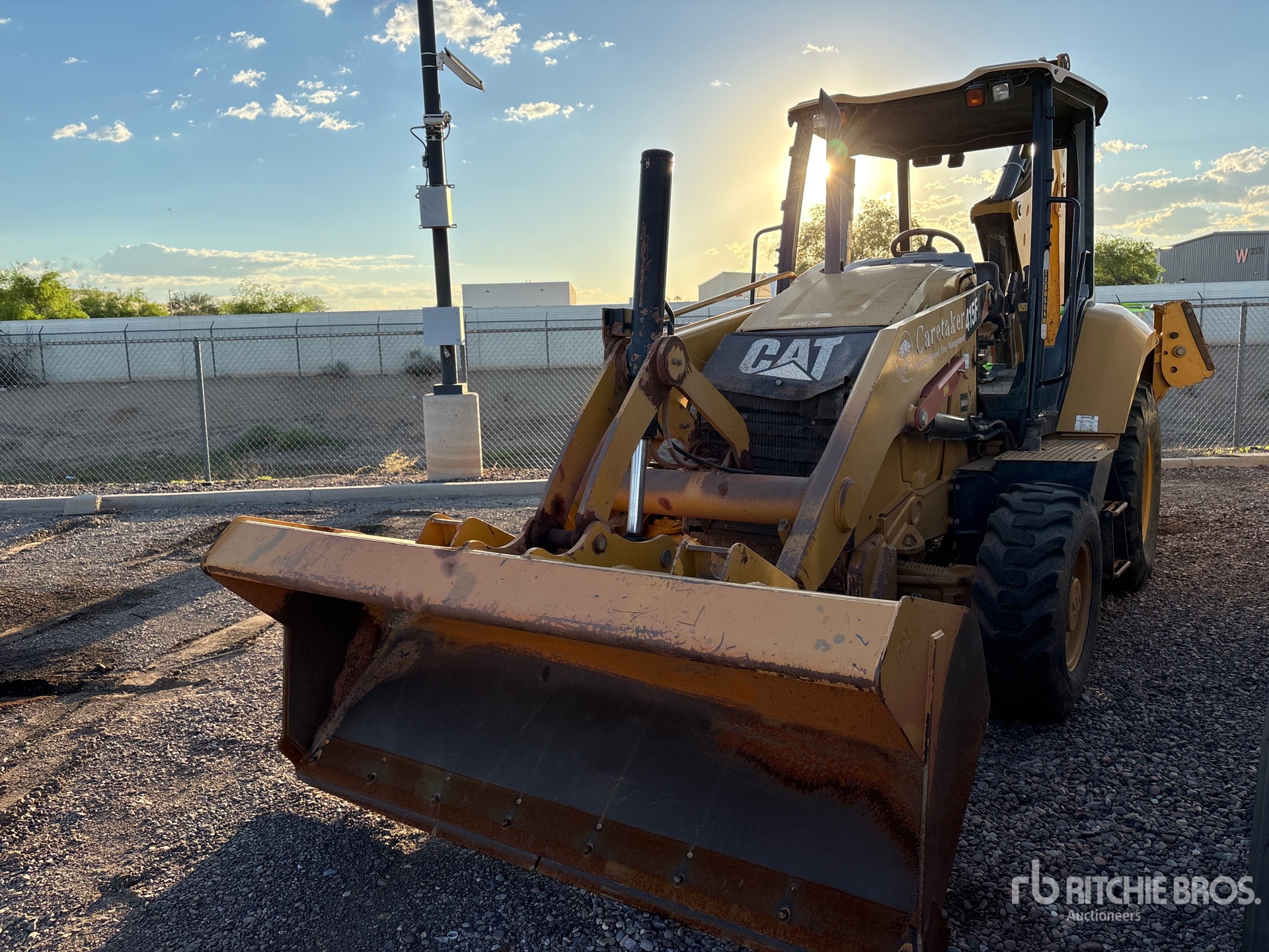 Photo of 2018 Caterpillar 415F2