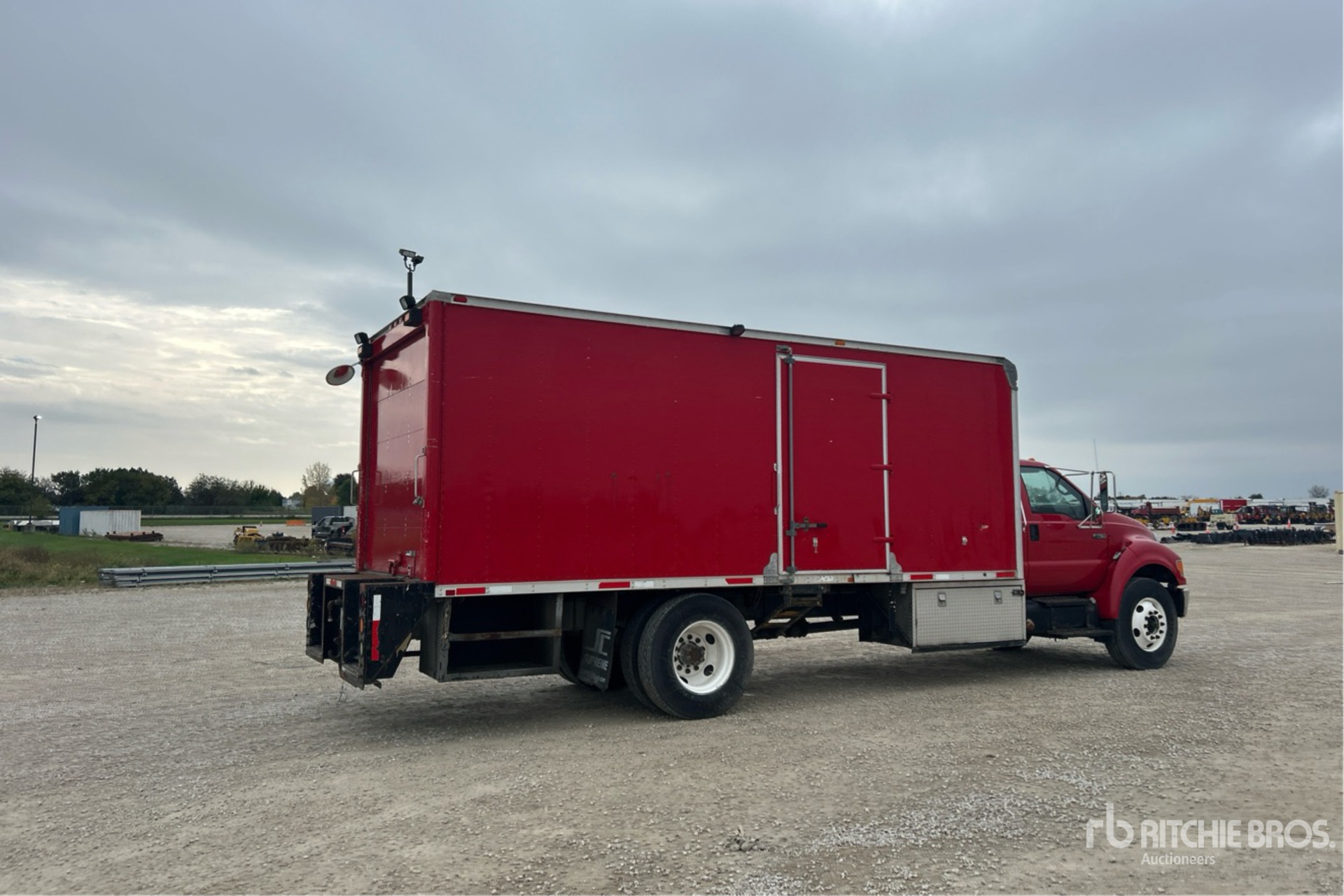 2007 Ford F-750