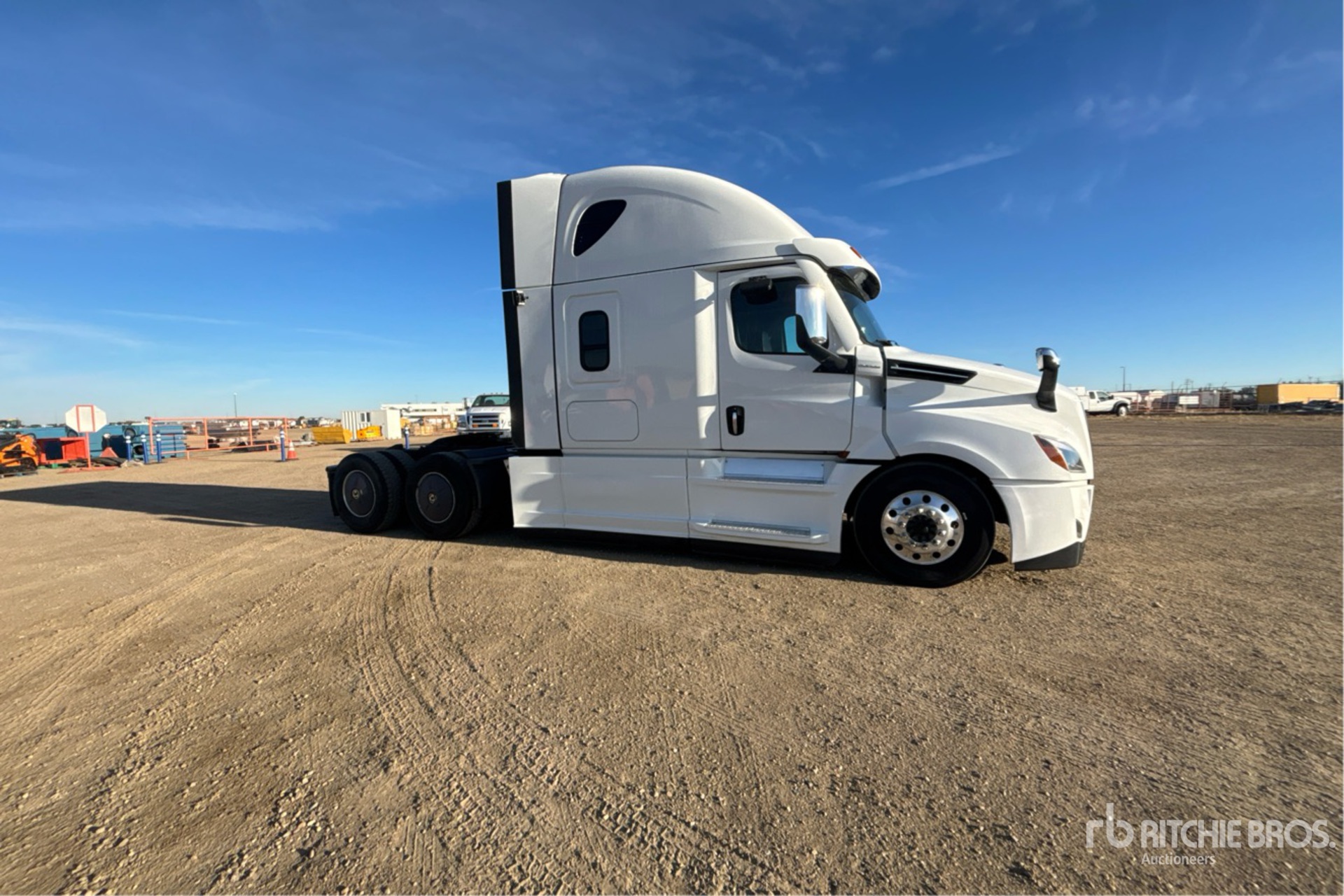 2022 Freightliner CASCADIA 126