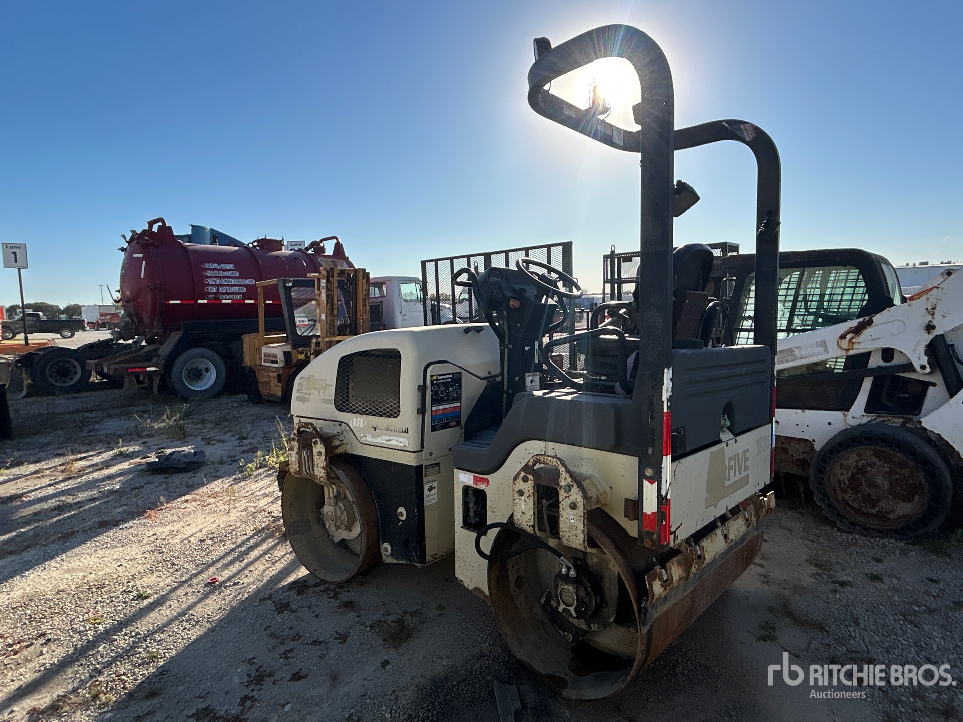2005 Ingersoll Rand DD-30